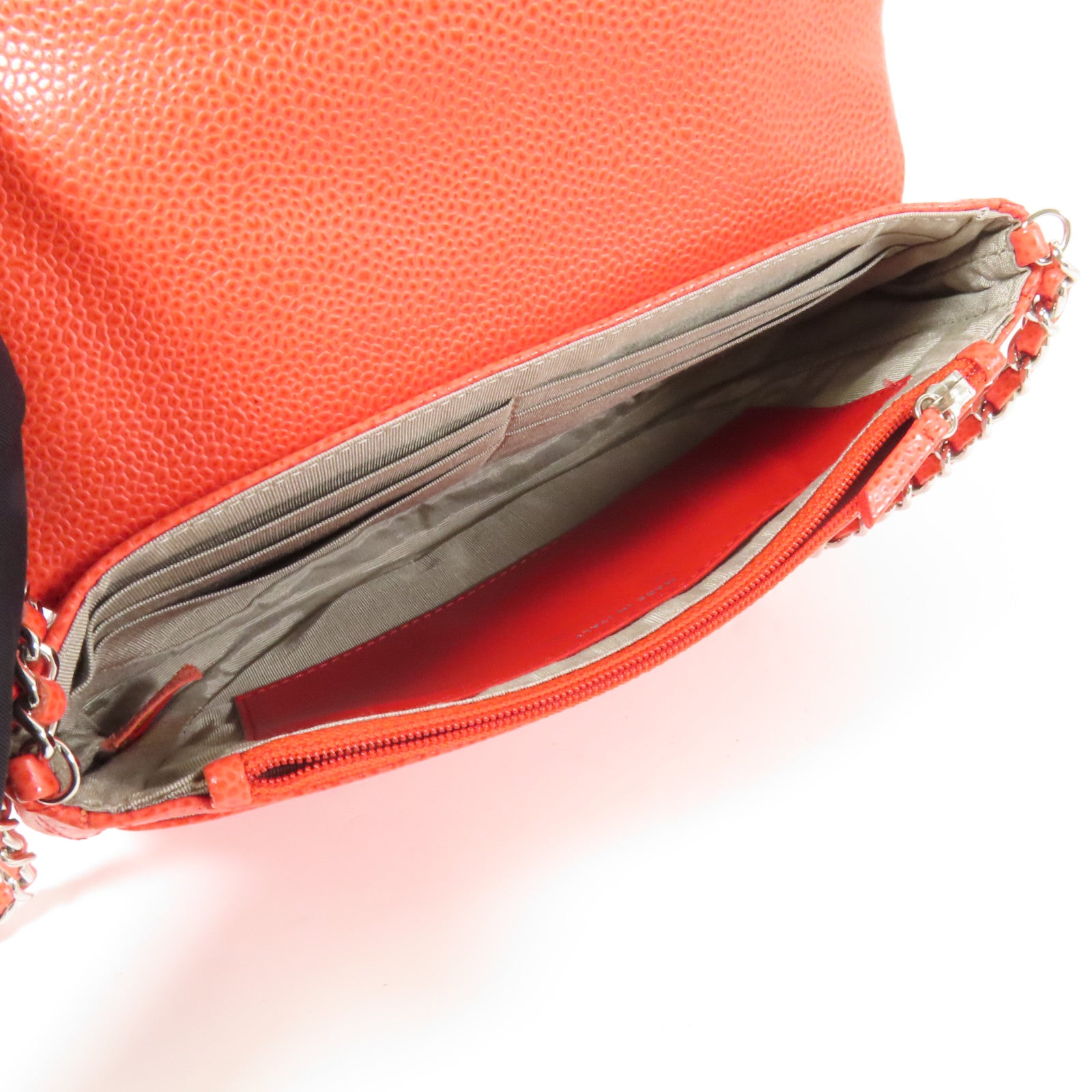 CHANEL 牛皮皮革Chain Wallet銀扣肩背袋