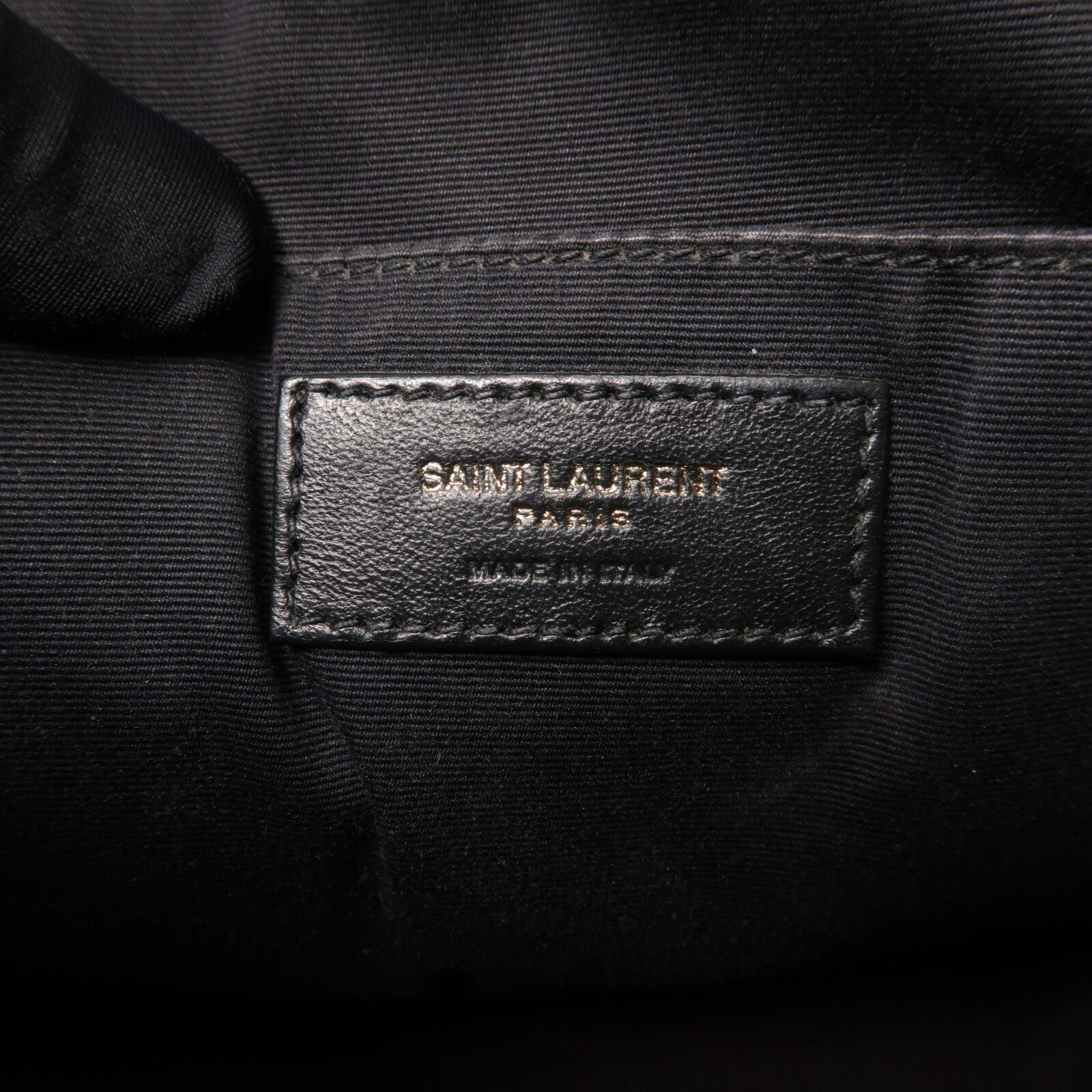 YVES SAINT LAURENT 牛皮皮革Lou Camera Bag肩背袋