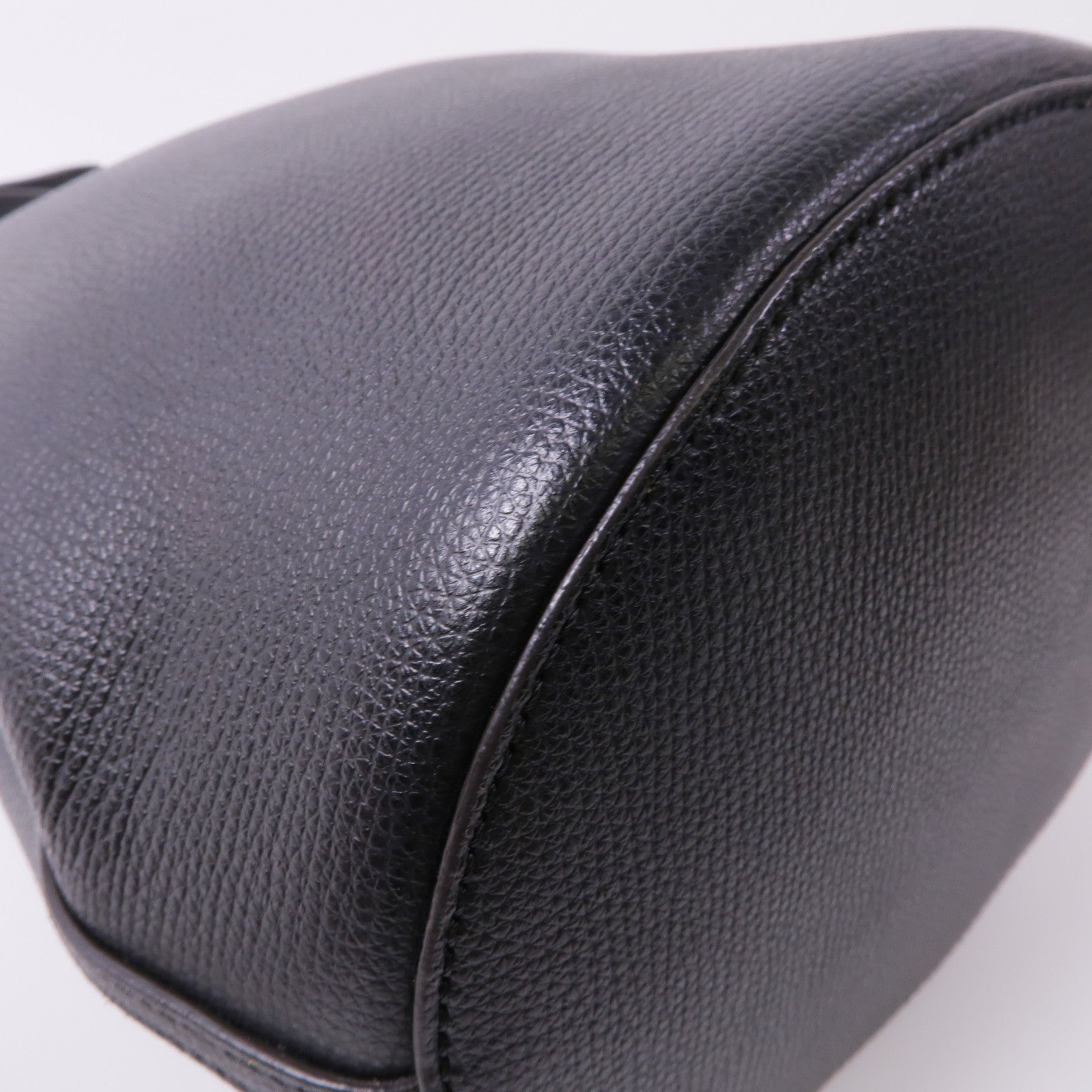 BURBERRY 牛皮皮革Shoulder Bag金扣肩背袋
