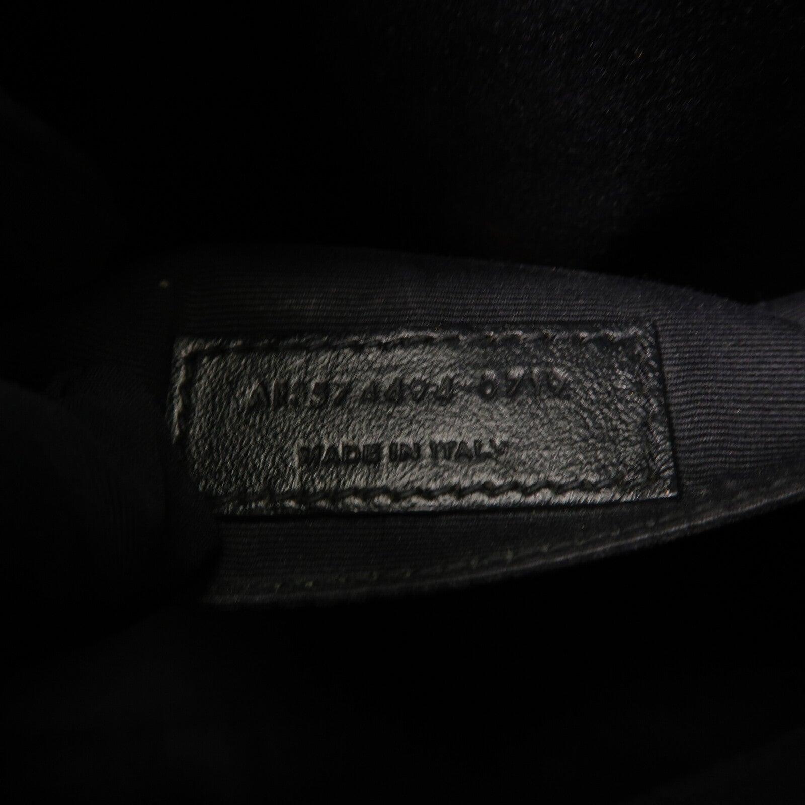 YVES SAINT LAURENT 牛皮皮革Lou Camera Bag肩背袋