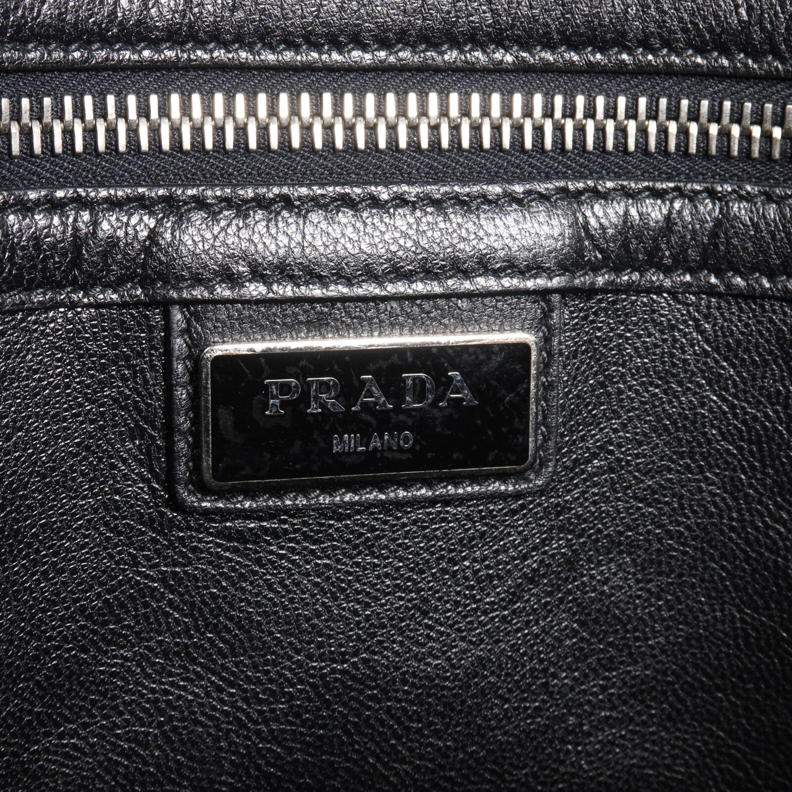 PRADA Saffiano皮革Messenger Bag肩背袋