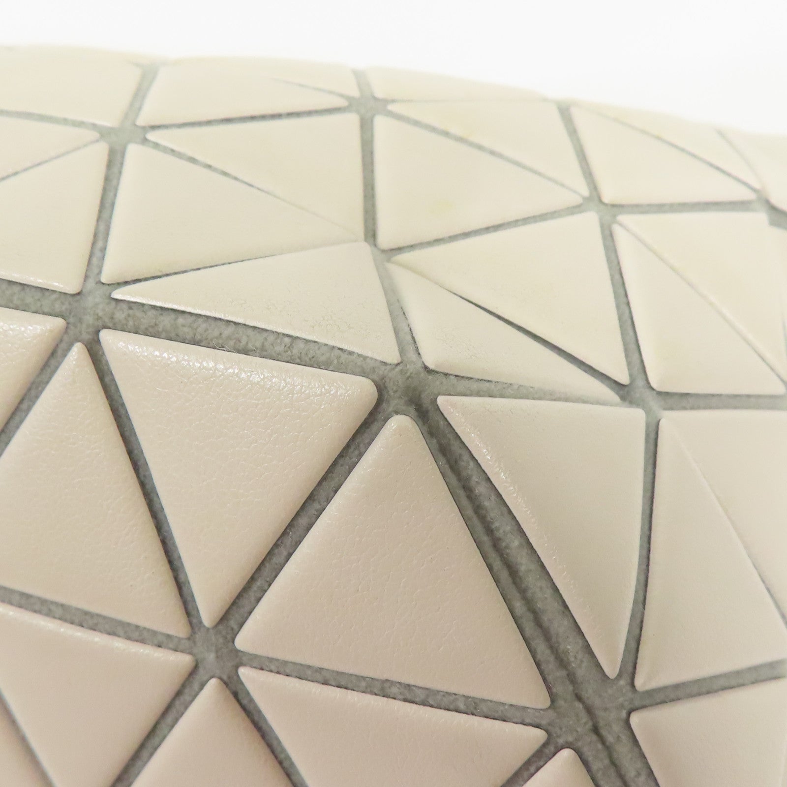 BAO BAO ISSEYMIYAKE 皮革Bao Bao 2 Way Shoulder銀扣手挽肩背兩用袋