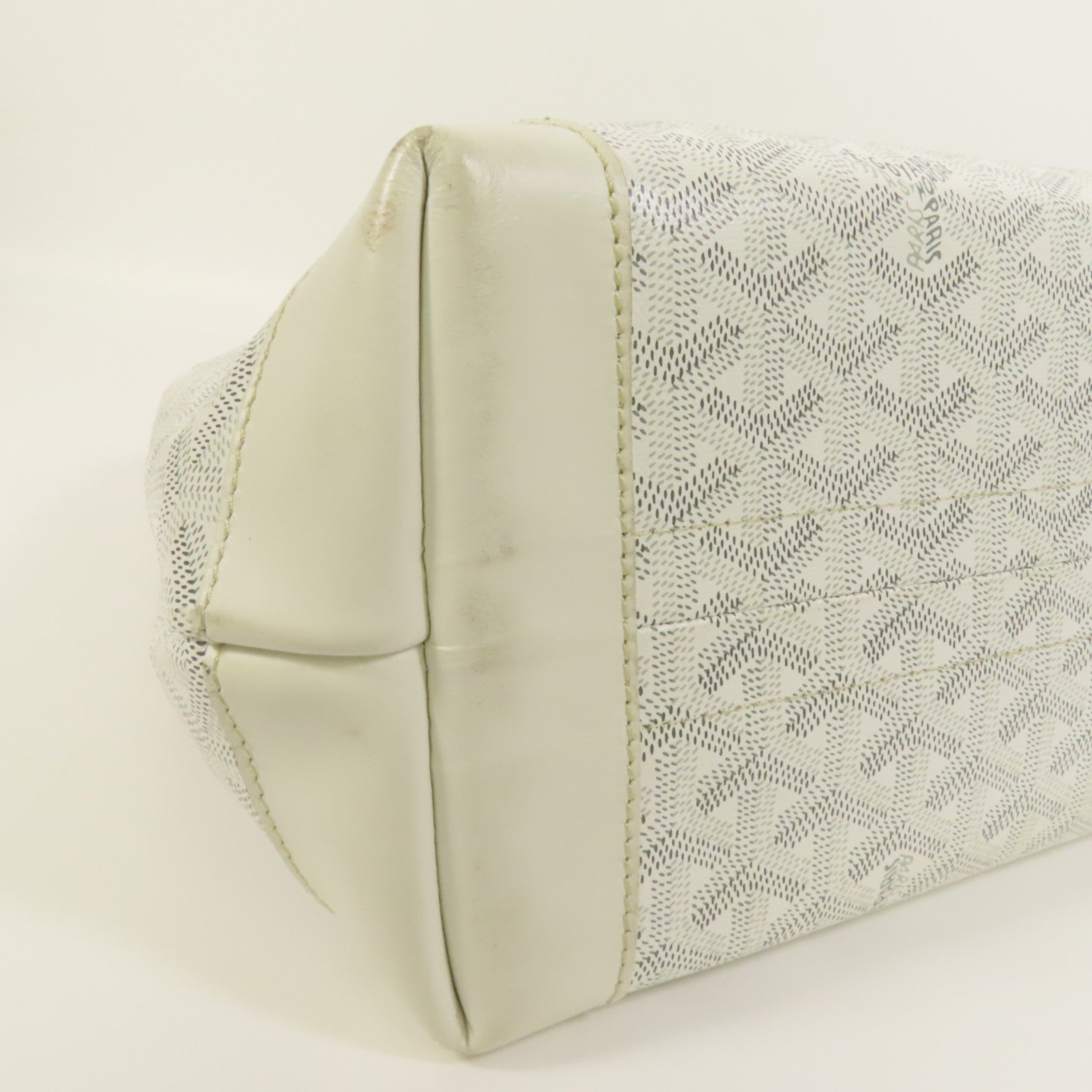 GOYARD 塗層帆布Bellechasse Biaude PM肩背袋