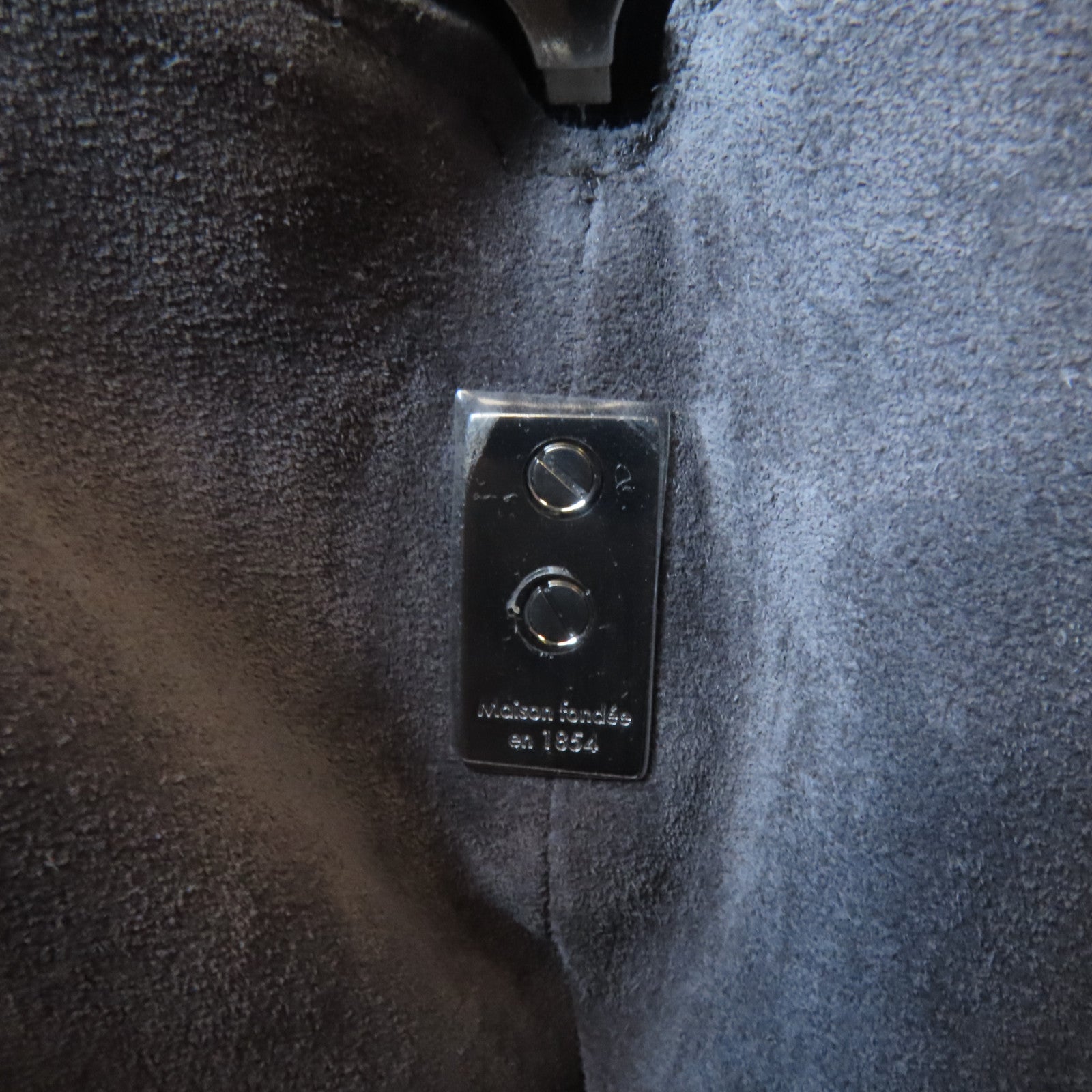 LOUIS VUITTON 【激減優惠】牛皮皮革Lockit MM銀扣手挽袋黑色