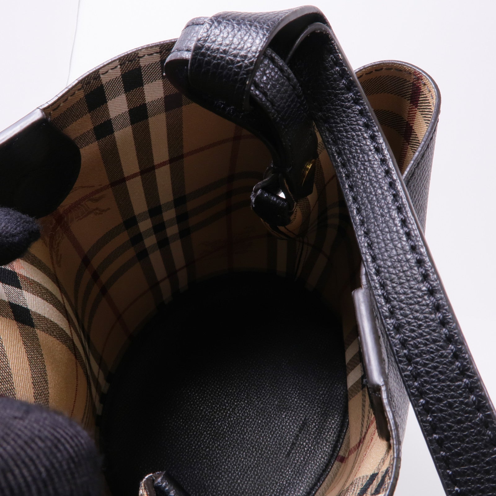 BURBERRY 牛皮皮革Shoulder Bag金扣肩背袋