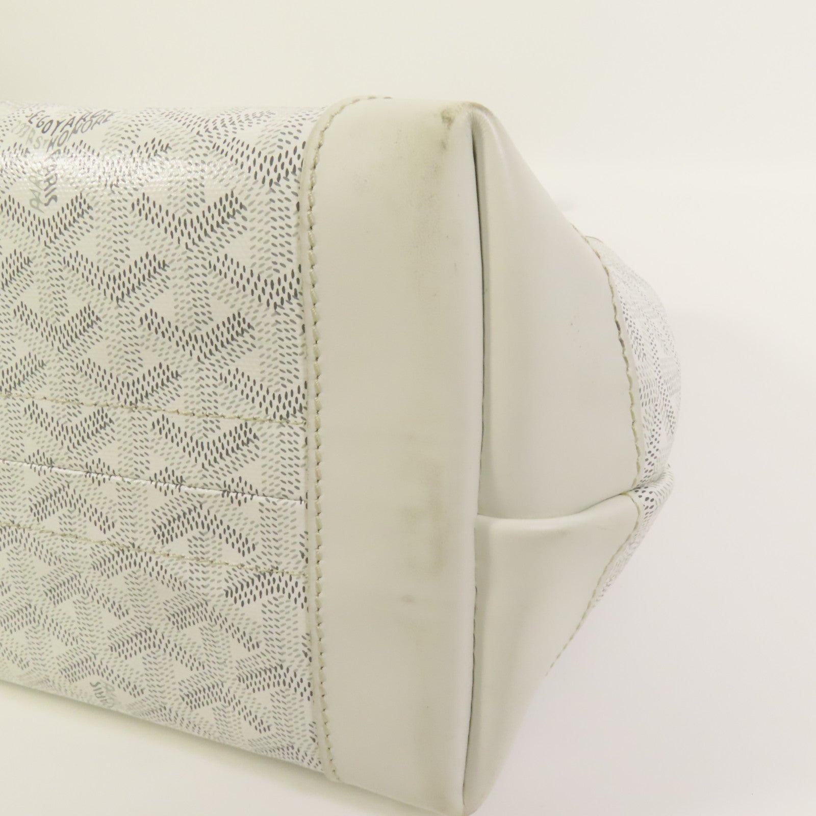 GOYARD 塗層帆布Bellechasse Biaude PM肩背袋