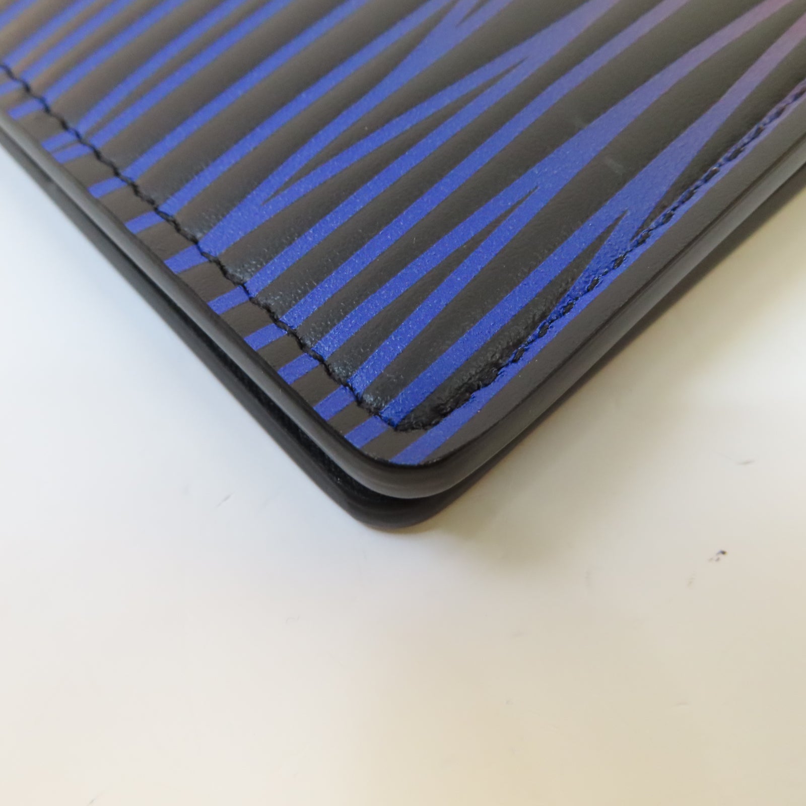 LOUIS VUITTON Epi Gradient Electric Sun Slender Wallet錢包黑色/彩色