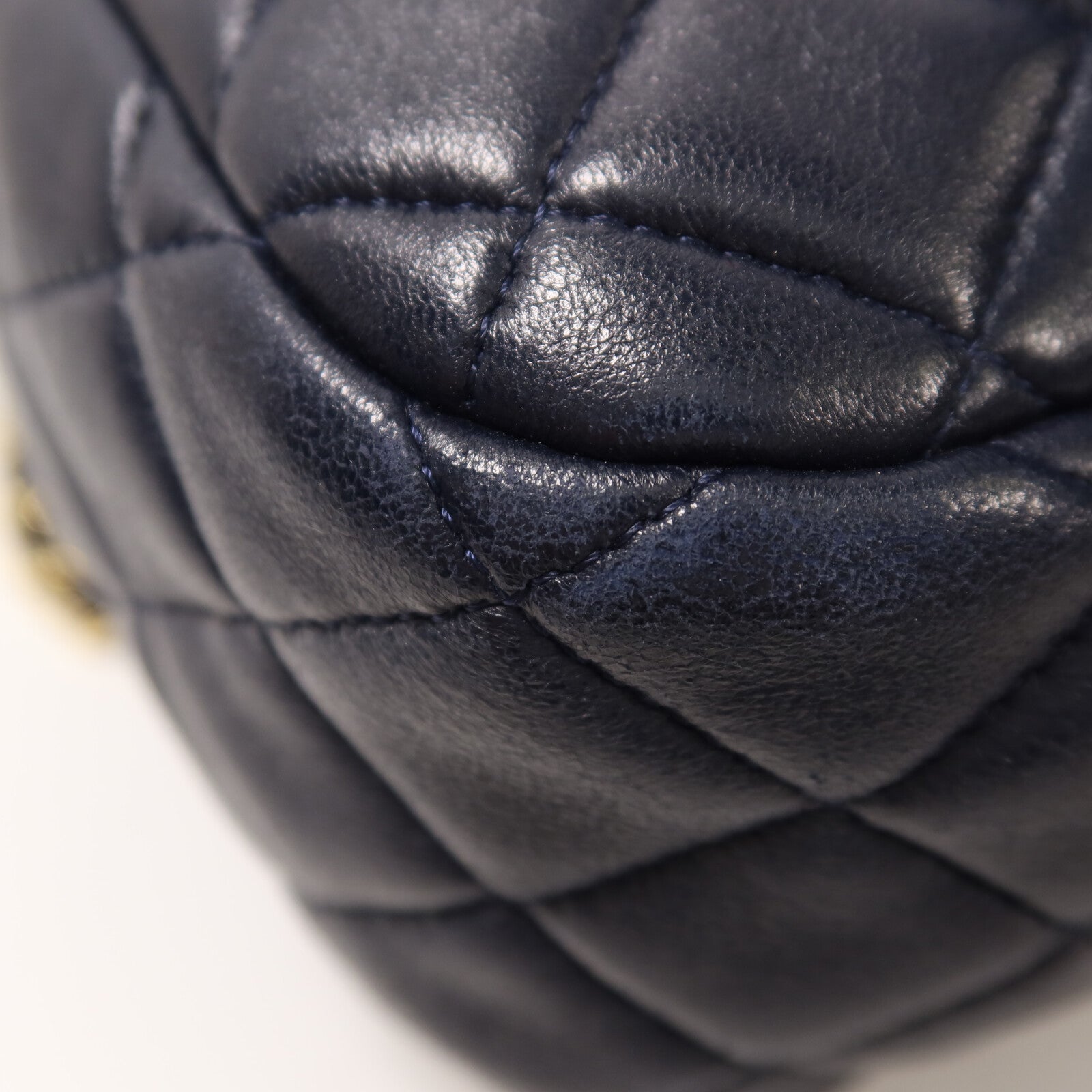 CHANEL 羊皮皮革Backpack鏈帶背包