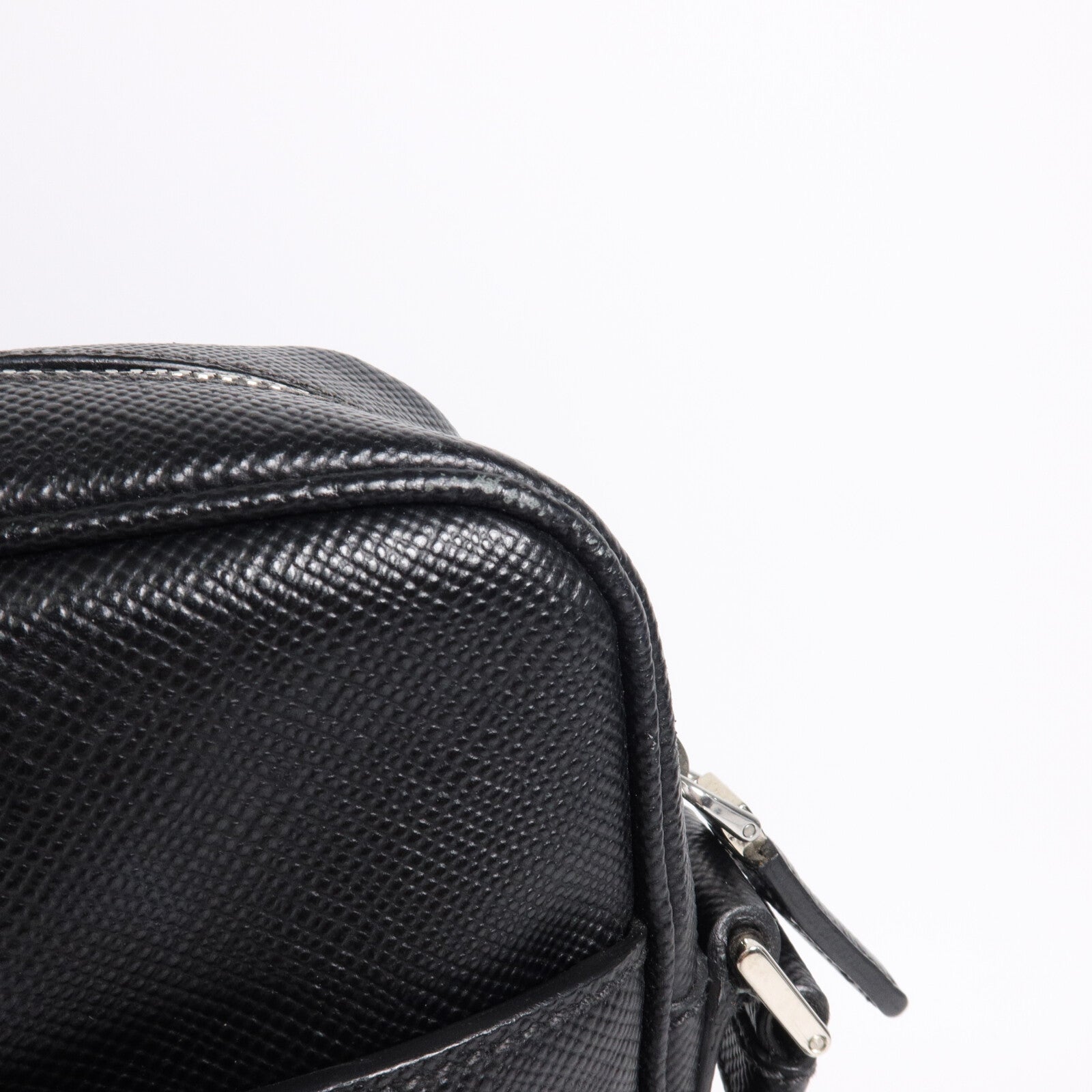 PRADA Saffiano皮革Messenger Bag肩背袋