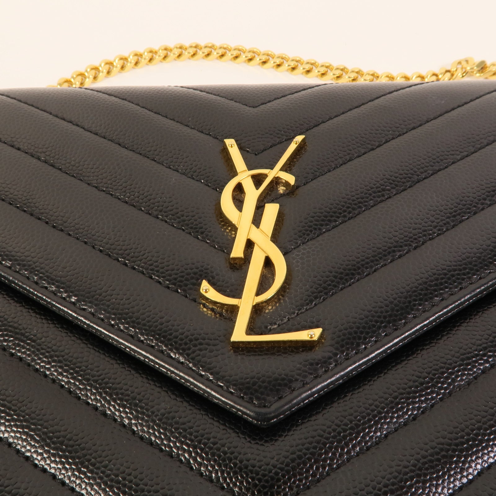 SAINT LAURENT 牛皮皮革Cassandre Envelope鏈帶肩背袋