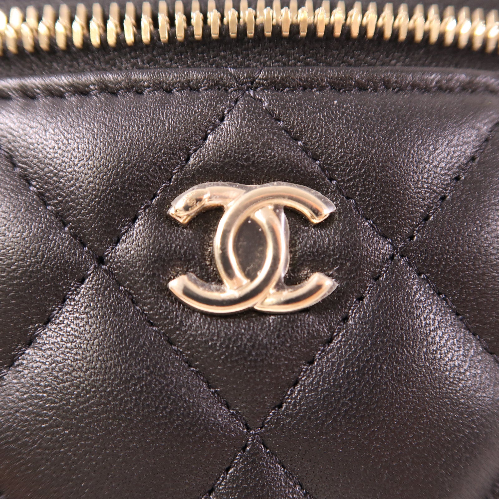 CHANEL 【激減優惠】羊皮皮革Mini Vanity Case金扣鏈帶肩背袋