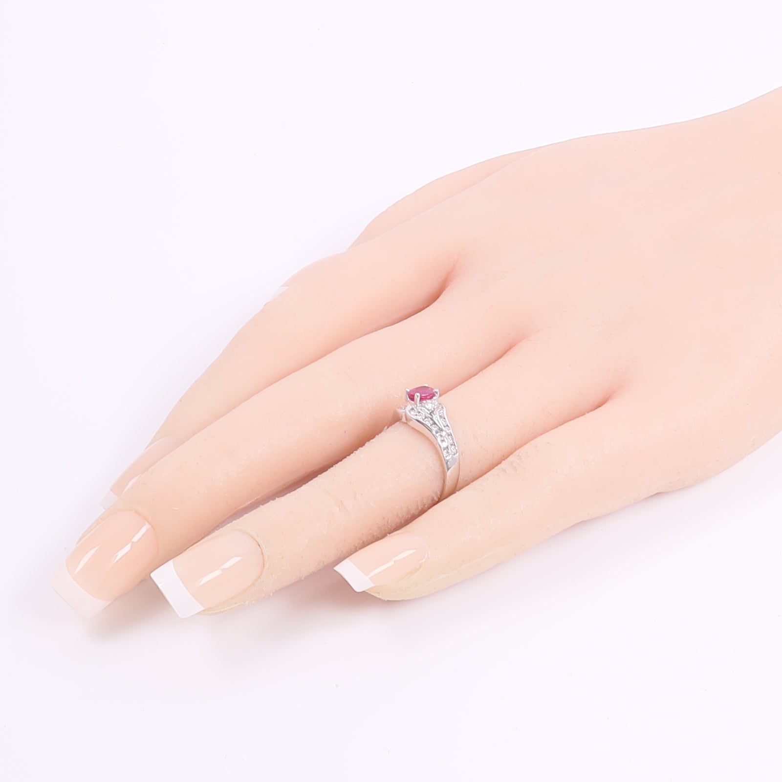 JEWELRY 18K白金Ruby Diamond Ring紅寶石/鑽石戒指