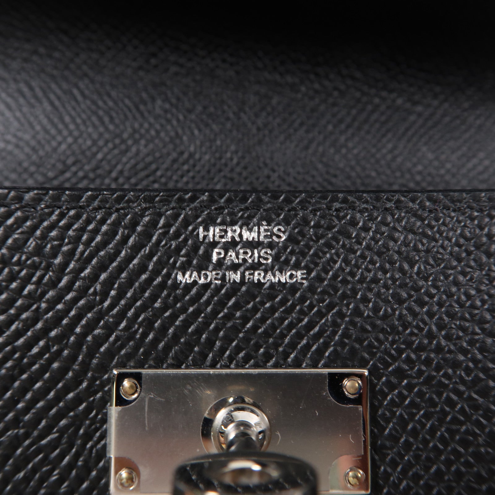 HERMES Epsom皮革Kelly To Go銀扣肩背袋Noir黑色
