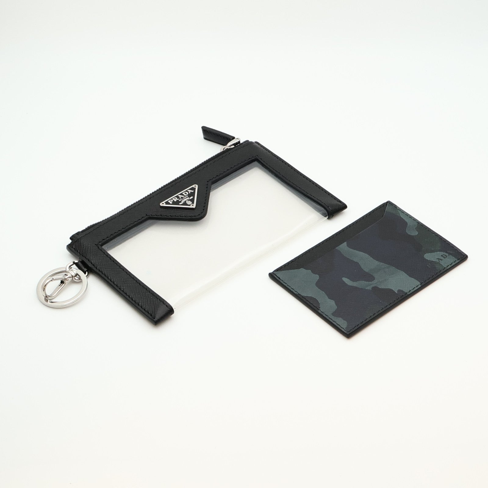 PRADA 皮革Card Case銀扣卡片套