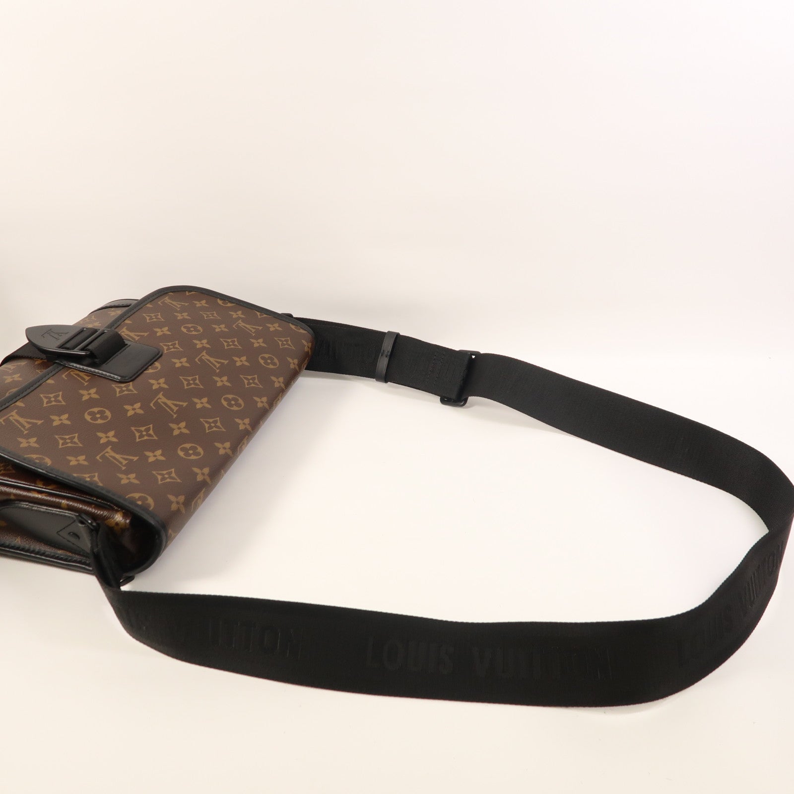 LOUIS VUITTON Monogram Archy MM肩背袋