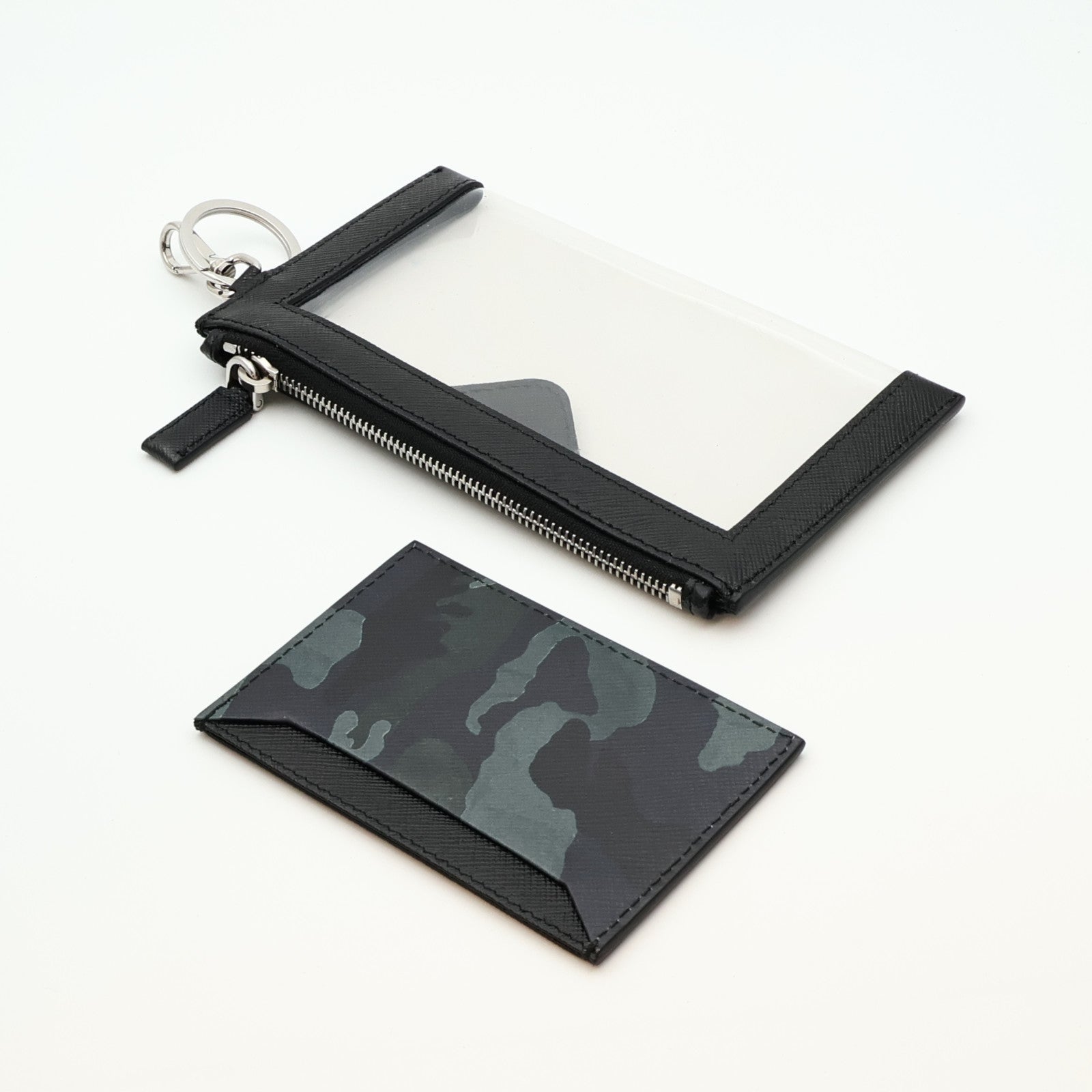 PRADA 皮革Card Case銀扣卡片套