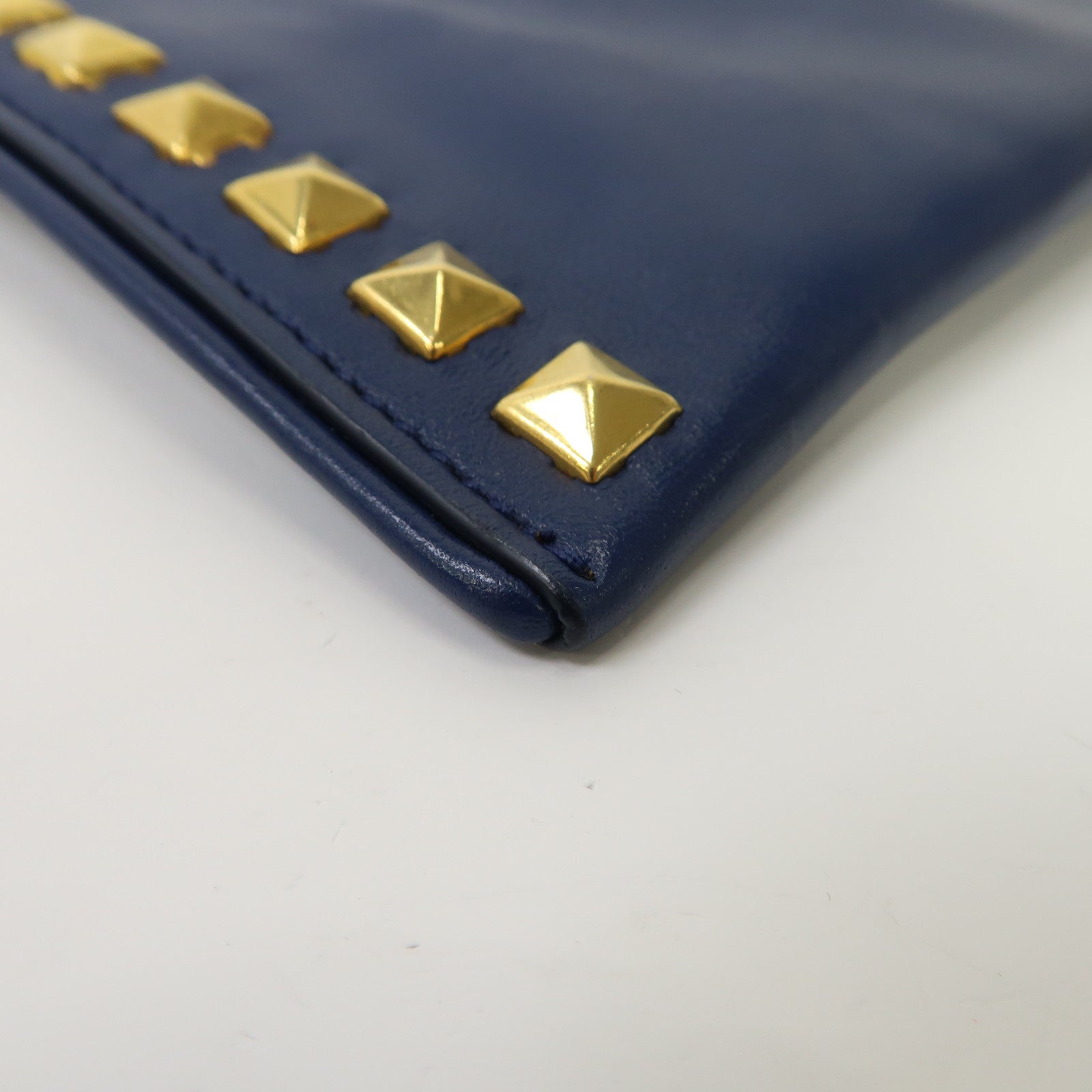 Miu Miu 【激減優惠】牛皮皮革Clutch Bag金扣手拿包藍色