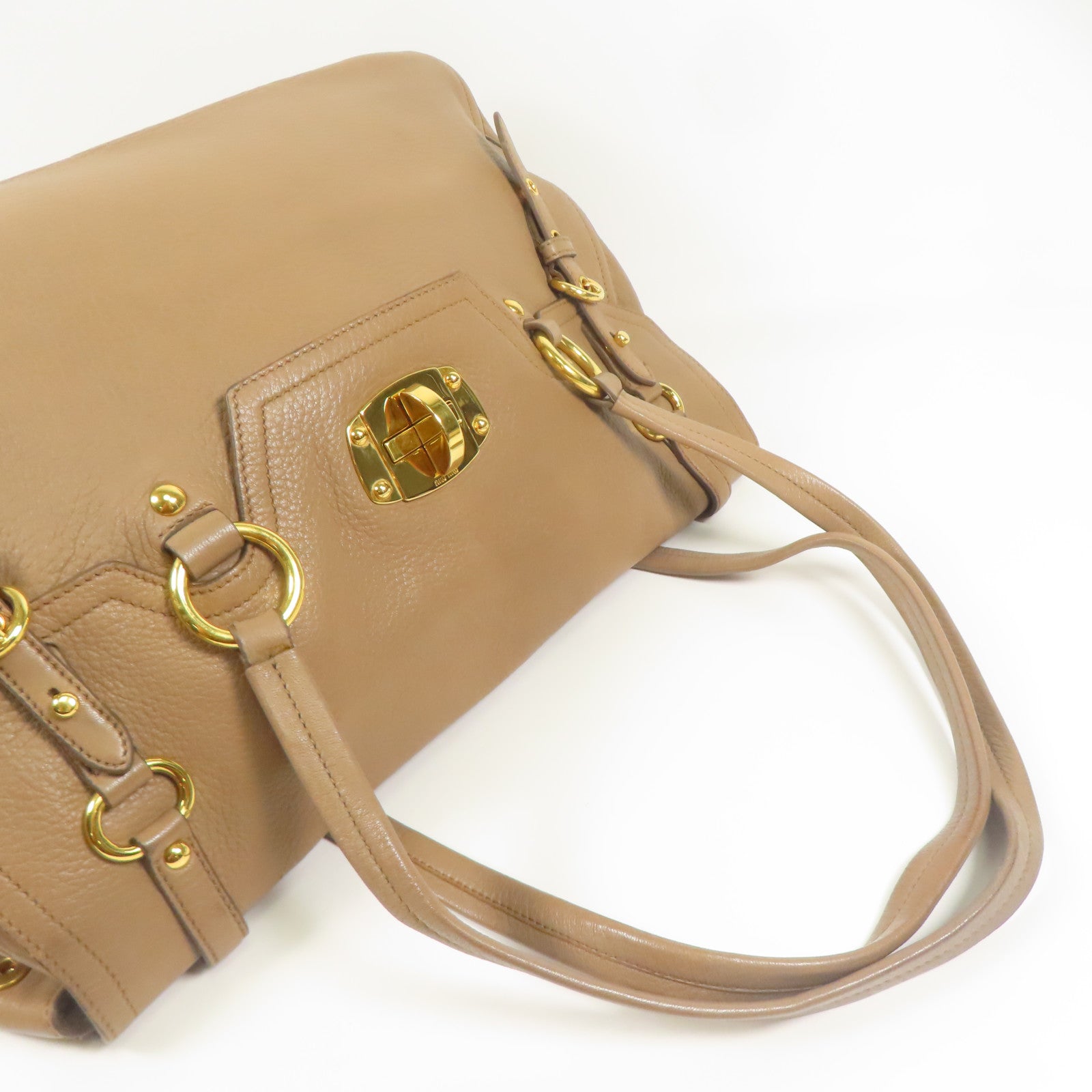 Miu Miu 牛皮皮革Shoulder Bag金扣肩背袋