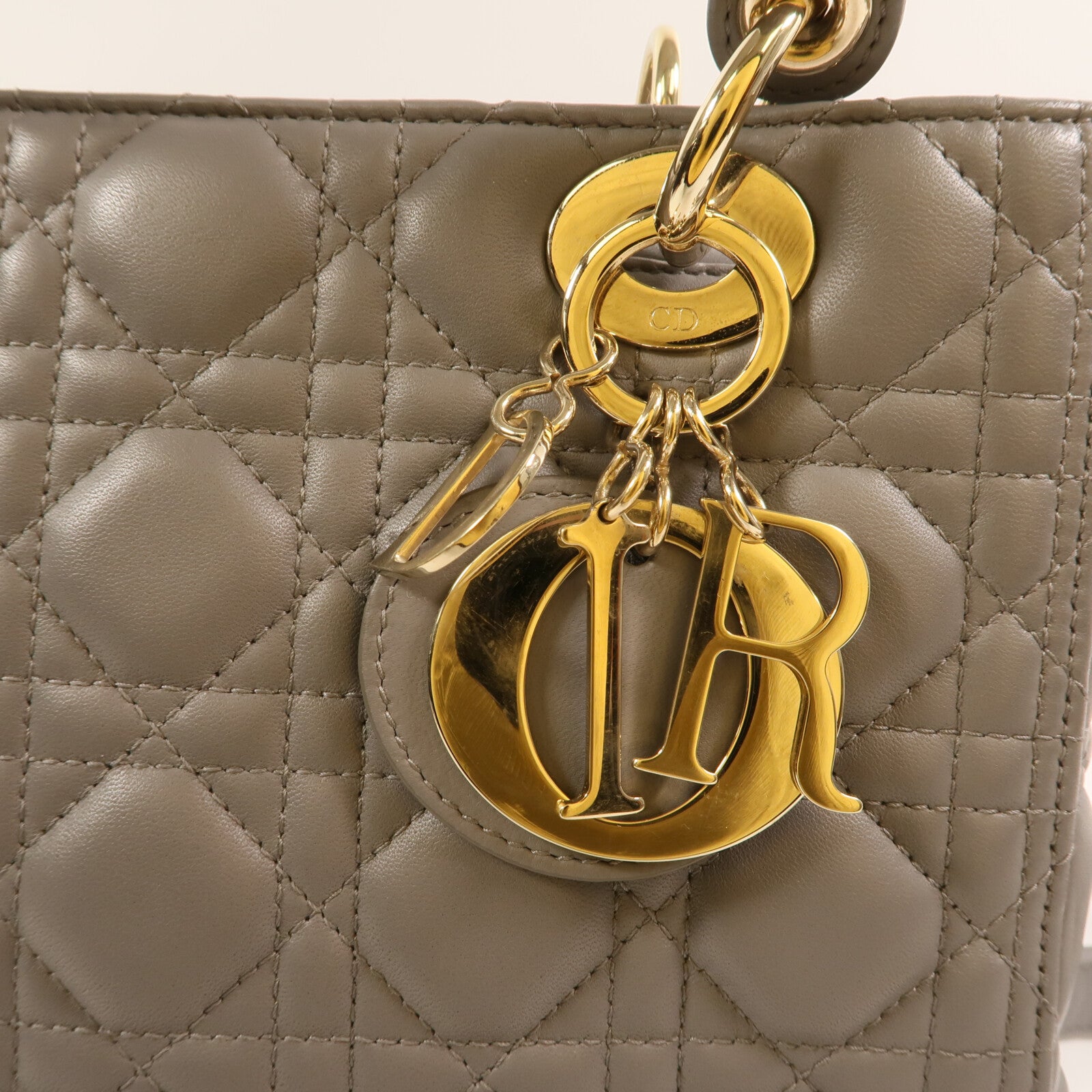 Dior 羊皮皮革Lady Dior Medium金扣手挽肩背兩用袋