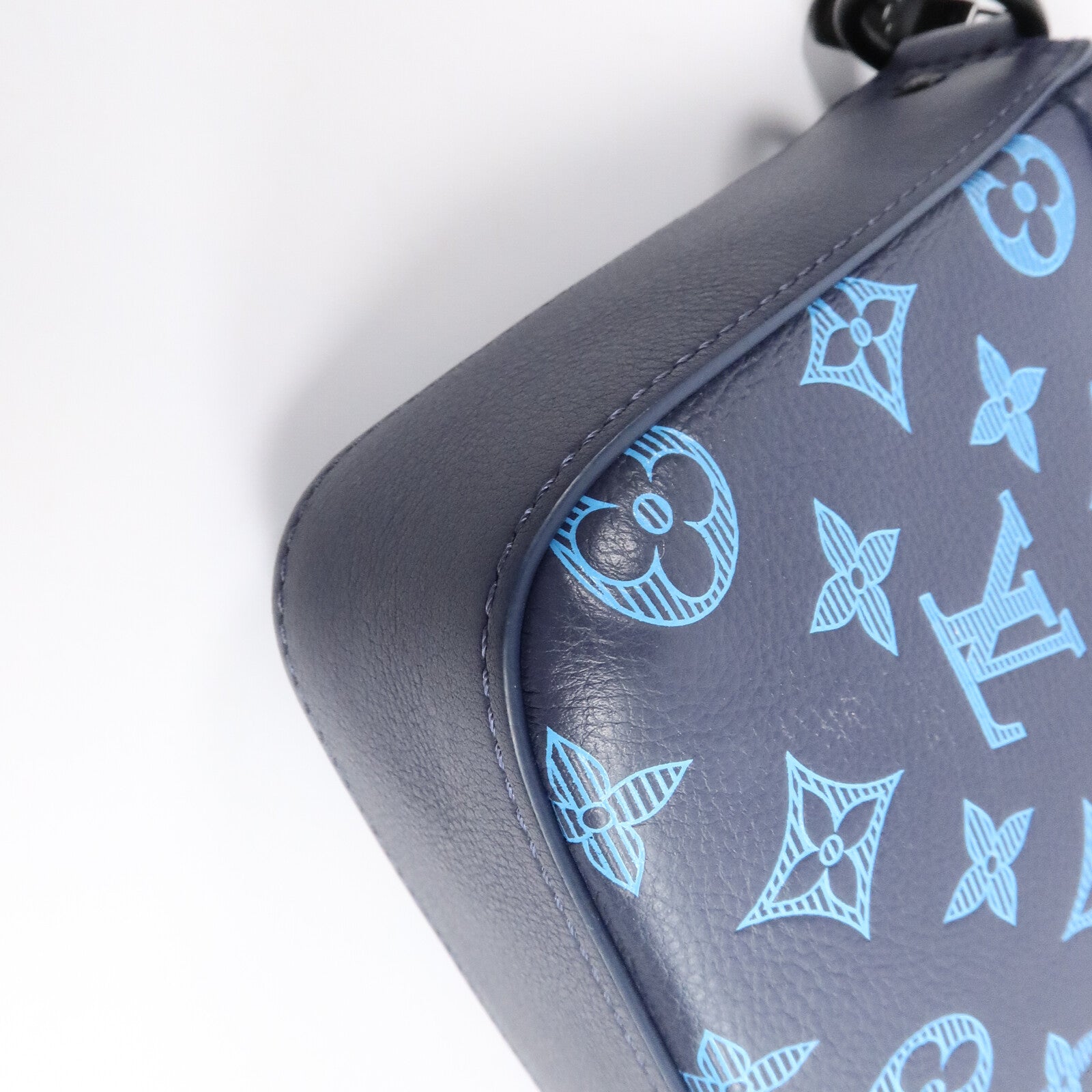 LOUIS VUITTON Monogram Shadow Trio Messenger肩背袋
