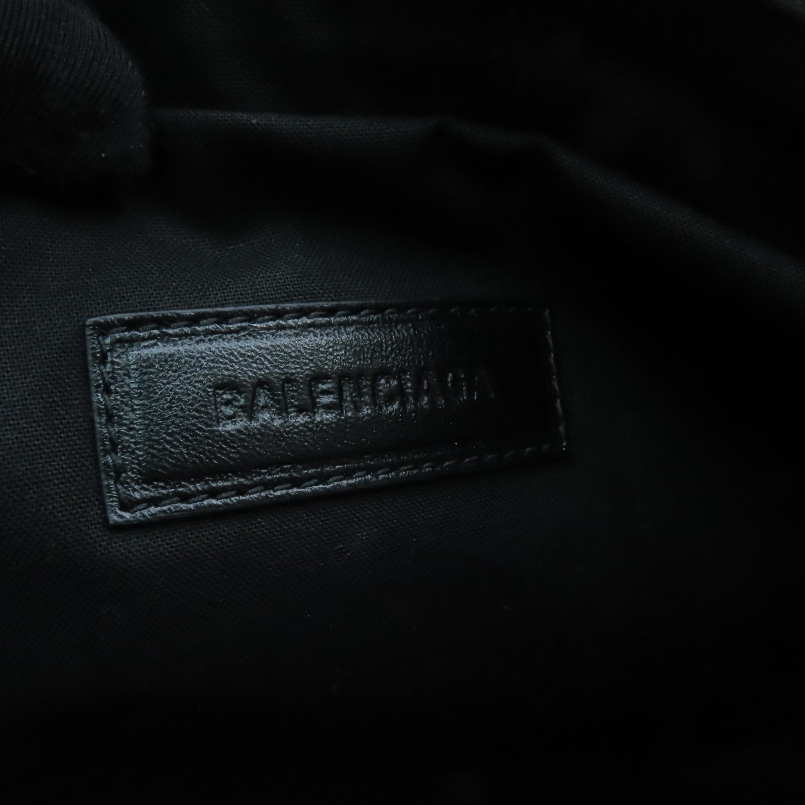BALENCIAGA 【激減優惠】牛皮皮革Raver Bag銀扣肩背袋白色
