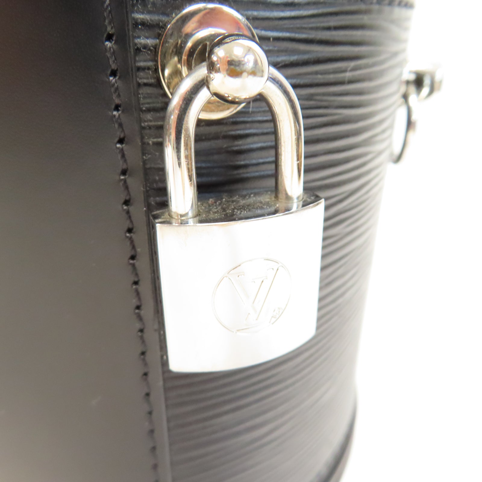 LOUIS VUITTON 【激減優惠】Epi Cannes銀扣手挽肩背兩用袋黑色