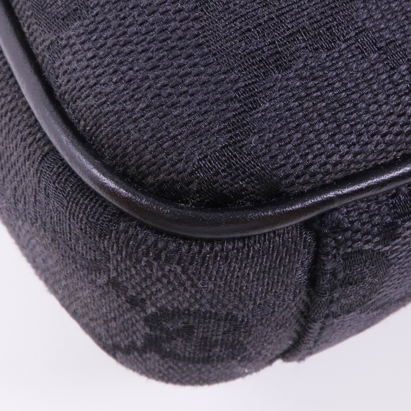 GUCCI 帆布Shoulder Bag銀扣肩背袋