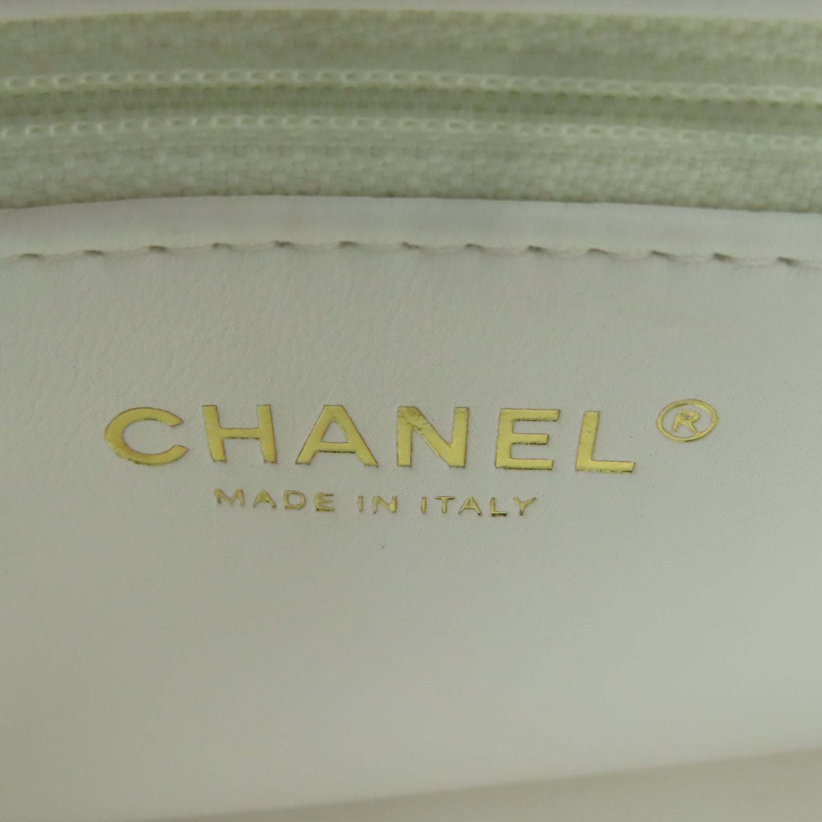 CHANEL 【激減優惠】菱格羊皮皮革Top Handle Mini Flap金扣鏈帶手挽肩背兩用袋白色