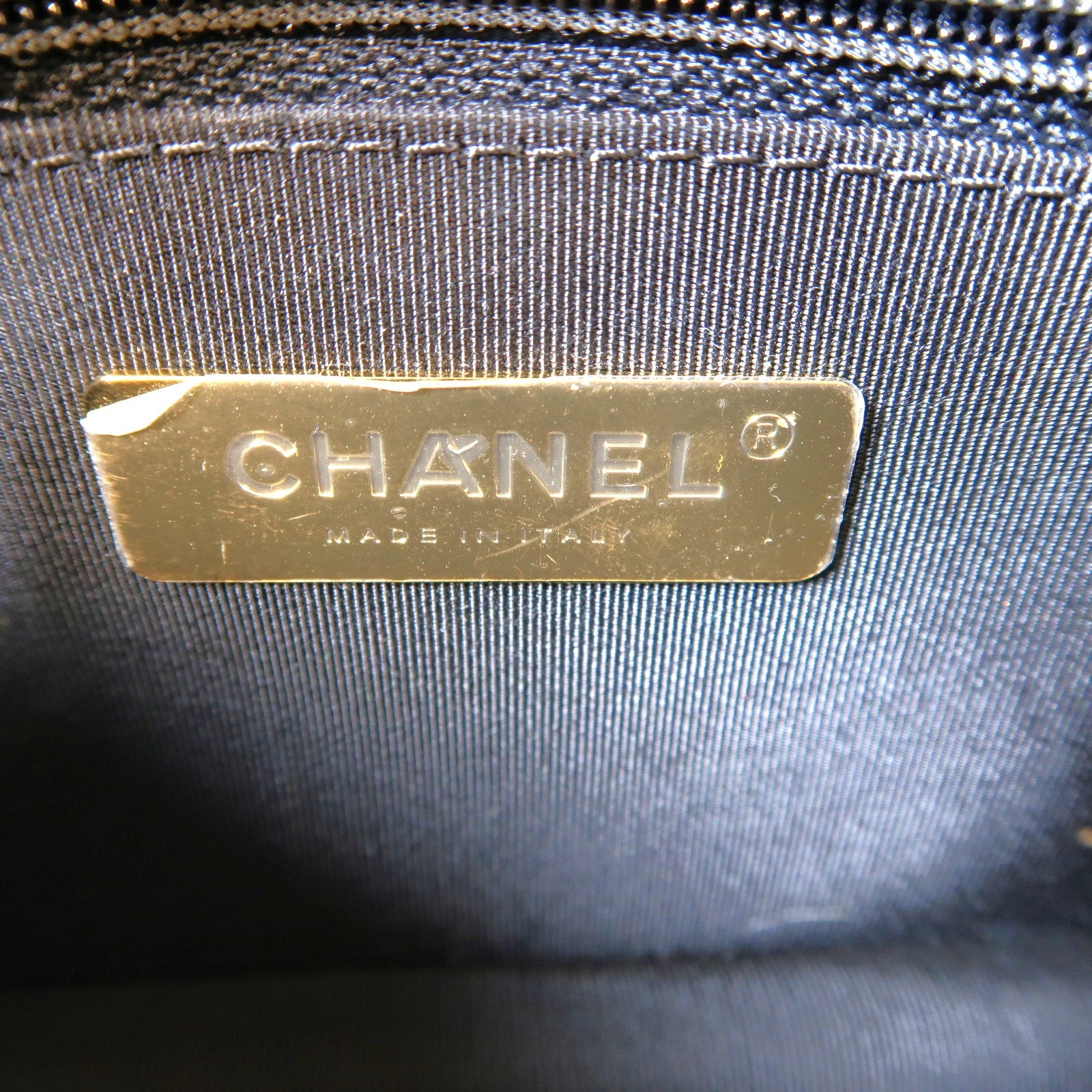 CHANEL 菱格牛皮皮革Chain Shoulder金扣鏈帶肩背袋金色