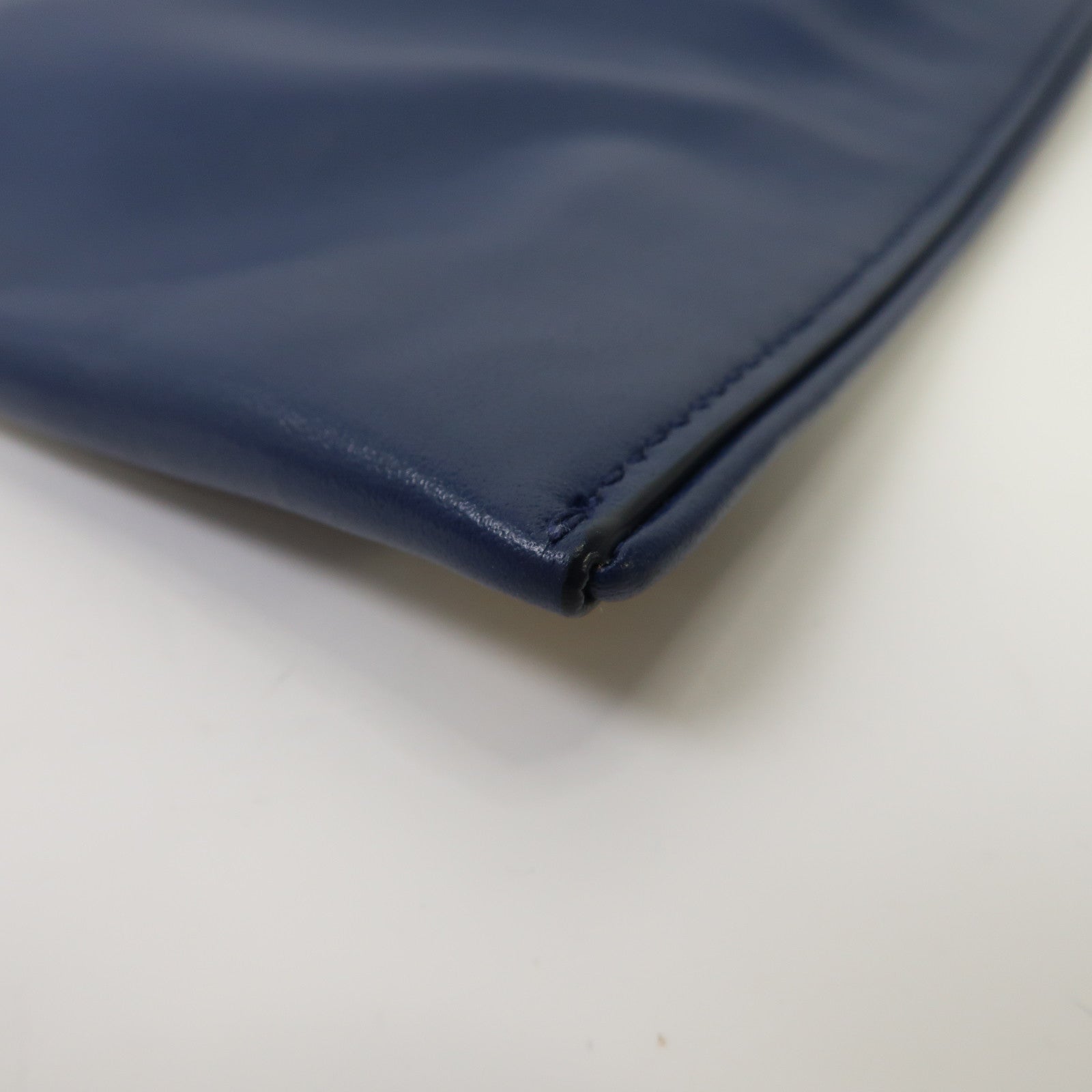Miu Miu 【激減優惠】牛皮皮革Clutch Bag金扣手拿包藍色