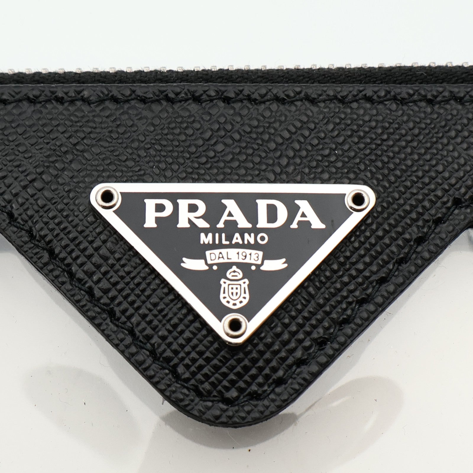 PRADA 皮革Card Case銀扣卡片套