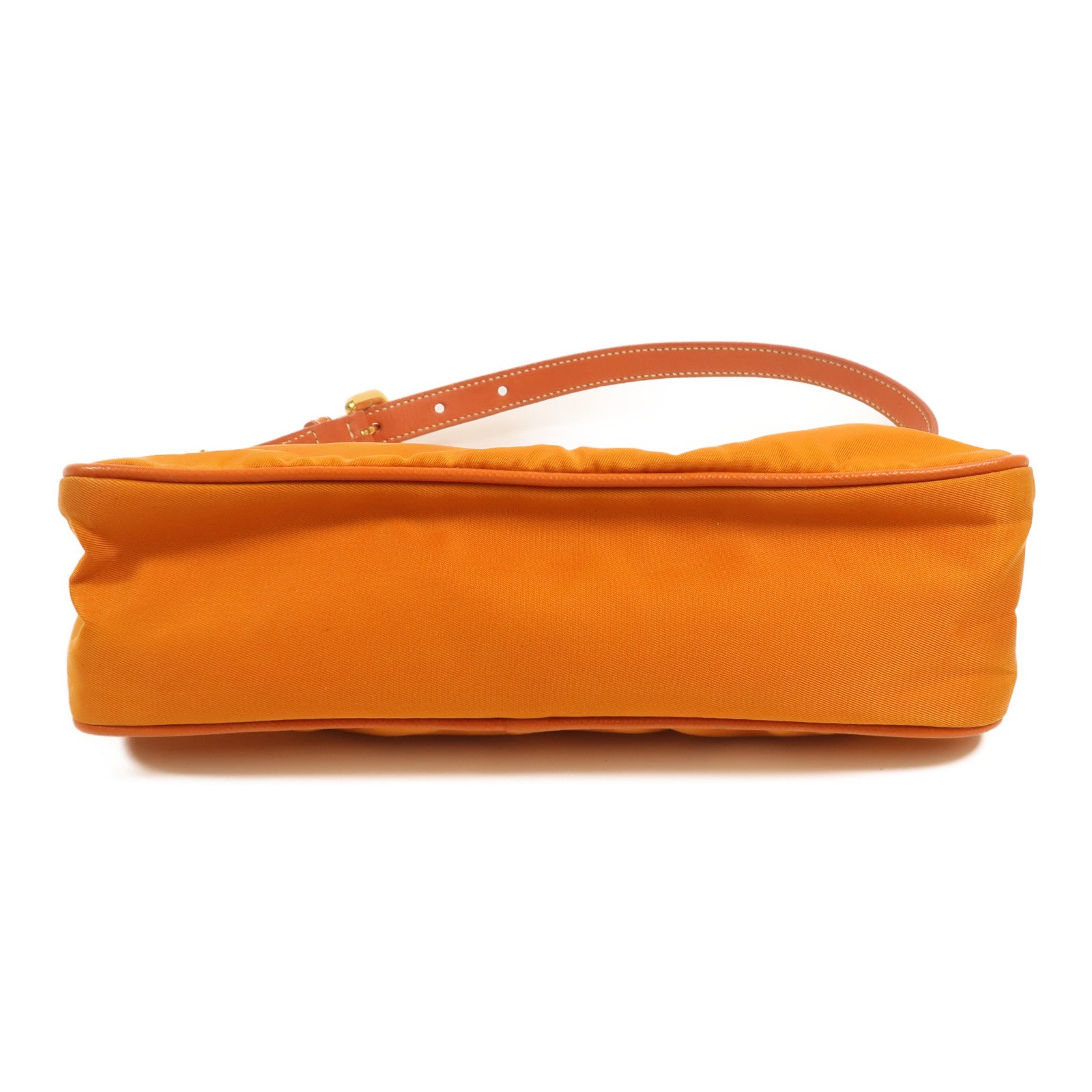 PRADA 尼龍Pouch Shoulder Bag金扣肩背袋
