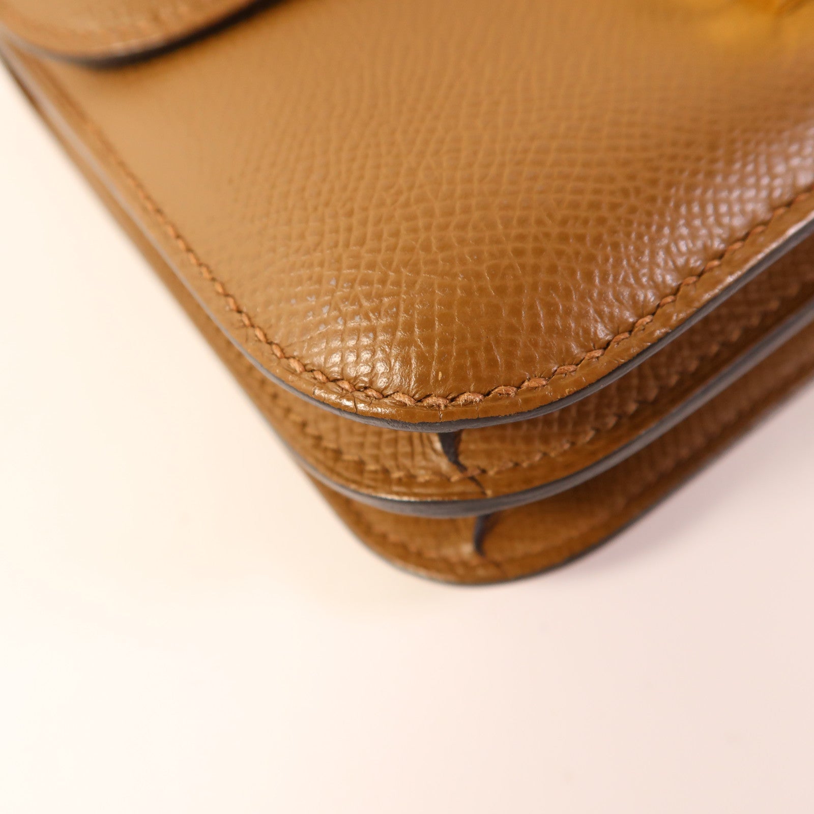 HERMES Epsom皮革Constance Mini金扣肩背袋3G Alezan