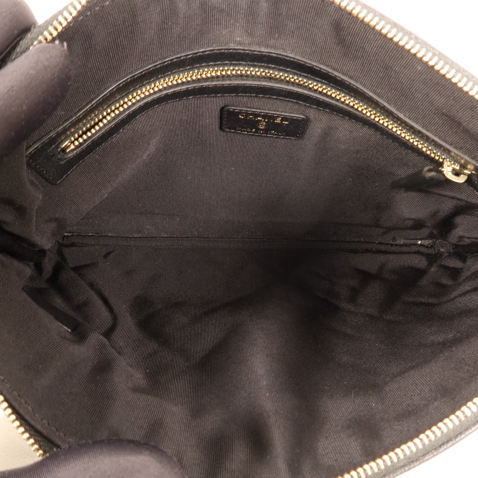 CHANEL 牛皮皮革Seasonal Clutch金扣手拿包