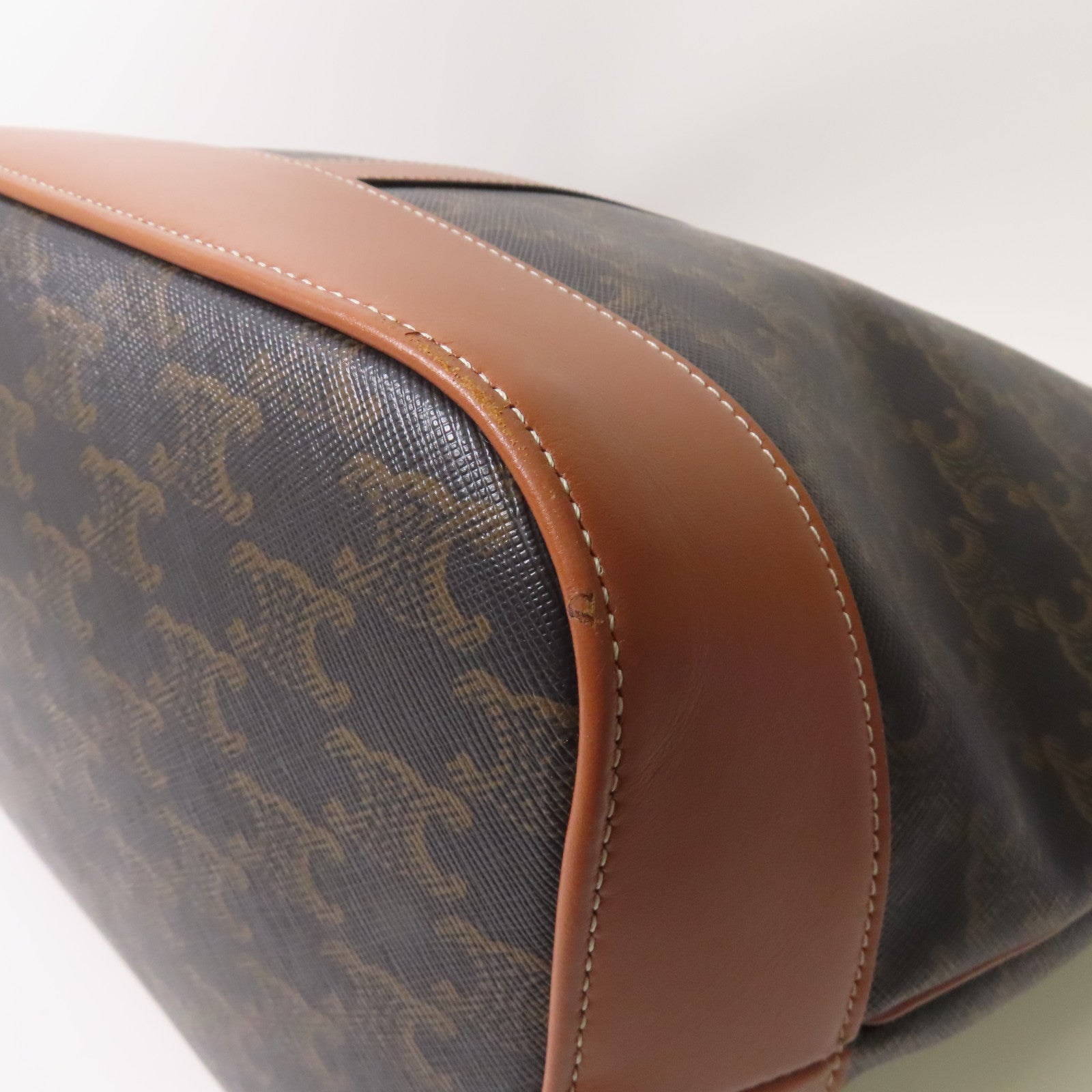 CELINE 塗層帆布Triomphe Bucket金扣肩背袋啡色