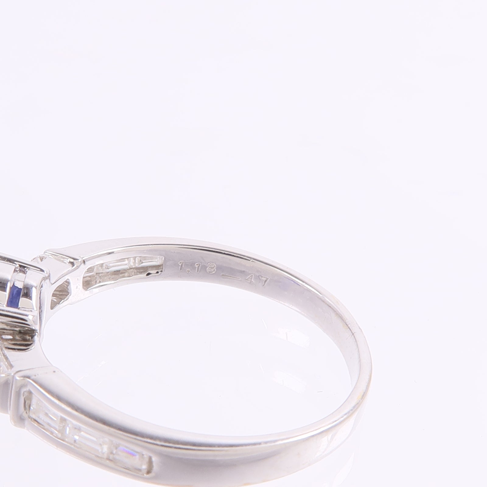 JEWELRY 18K白金Sapphire Diamond Ring藍寶石/鑽石戒指