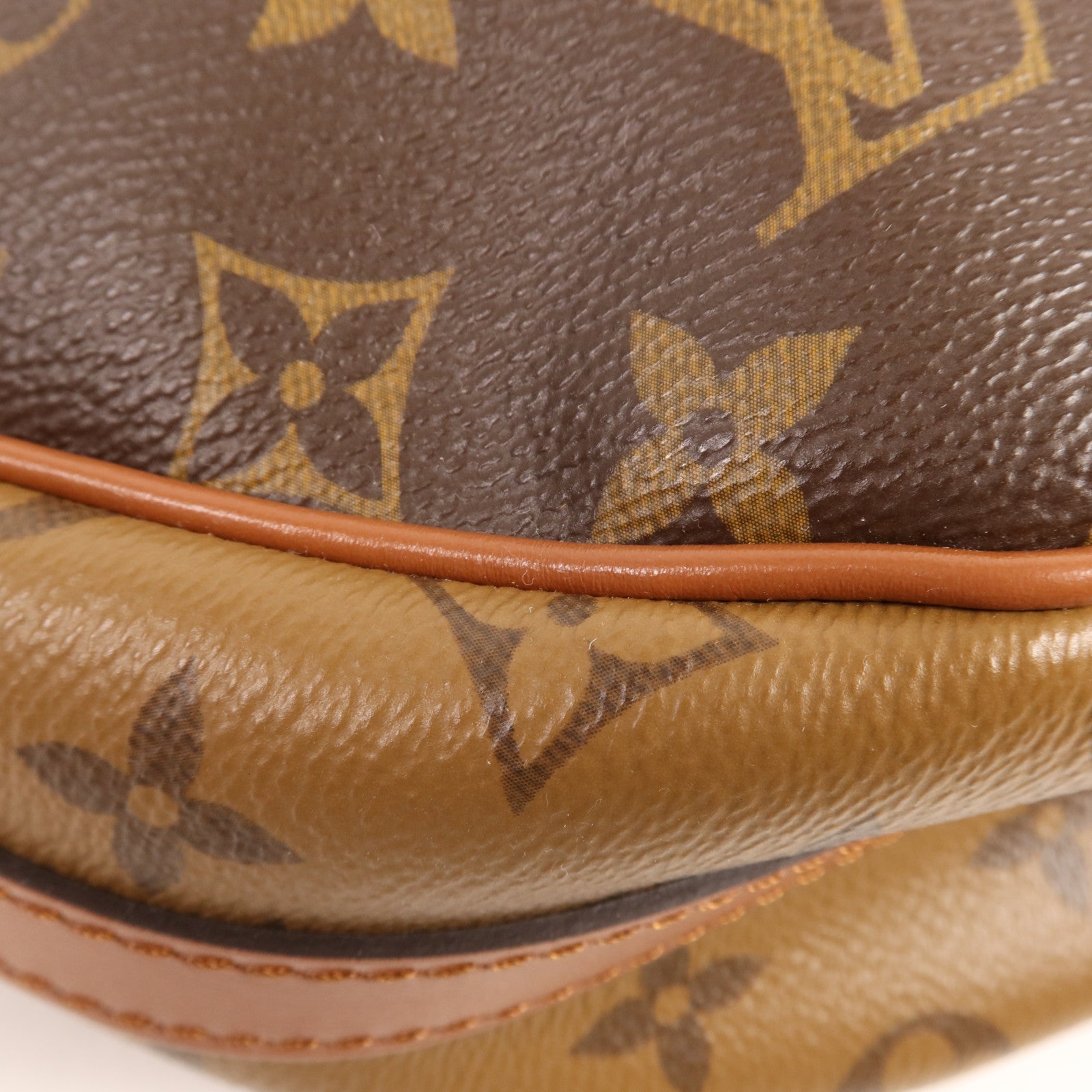 LOUIS VUITTON Monogram Reverse Loop Hobo金扣手挽肩背兩用袋