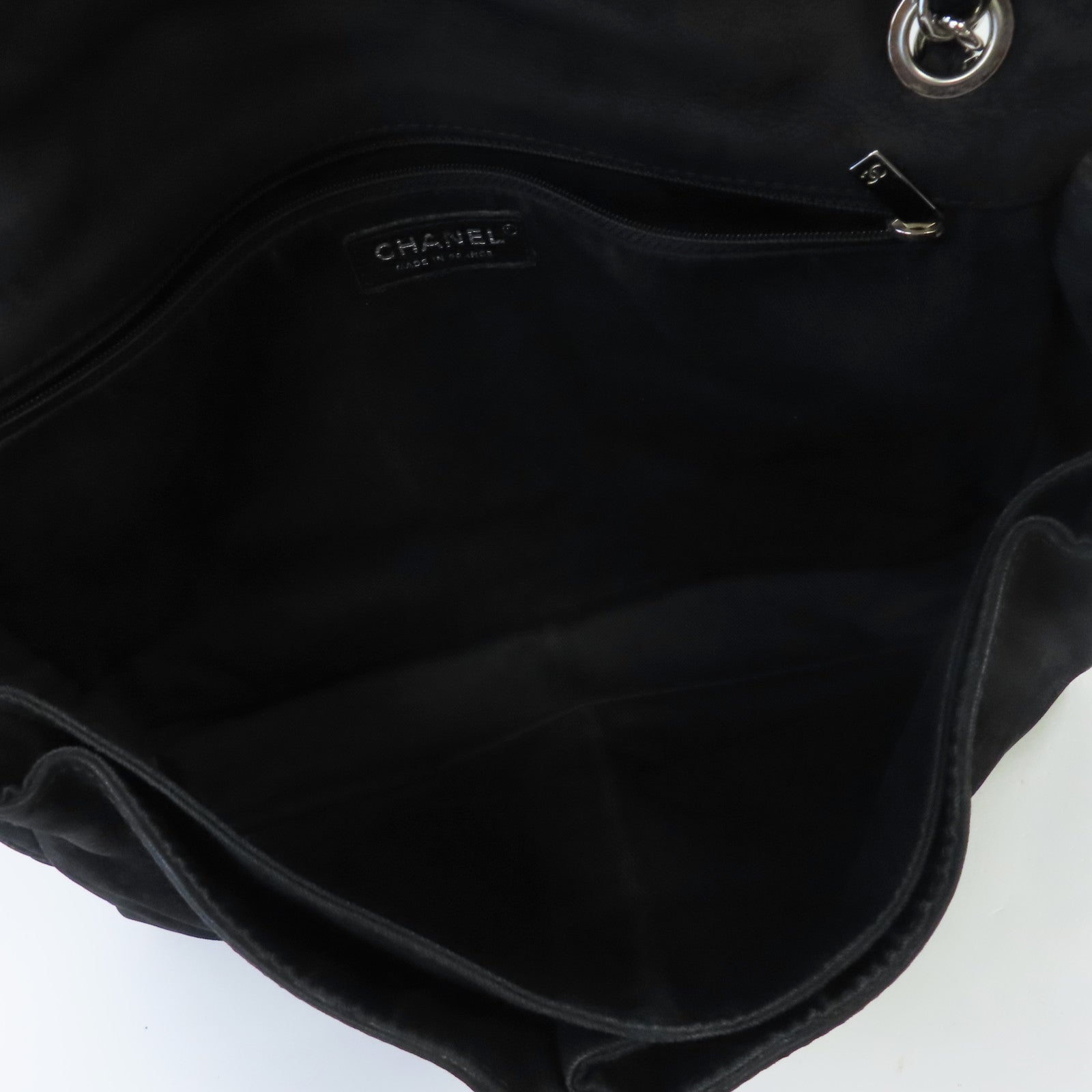 CHANEL 菱格牛皮皮革Chain Shoulder銀扣鏈帶肩背袋黑色