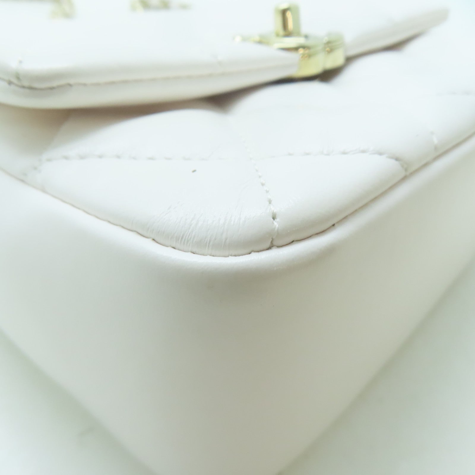 CHANEL 【激減優惠】菱格羊皮皮革Top Handle Mini Flap金扣鏈帶手挽肩背兩用袋白色