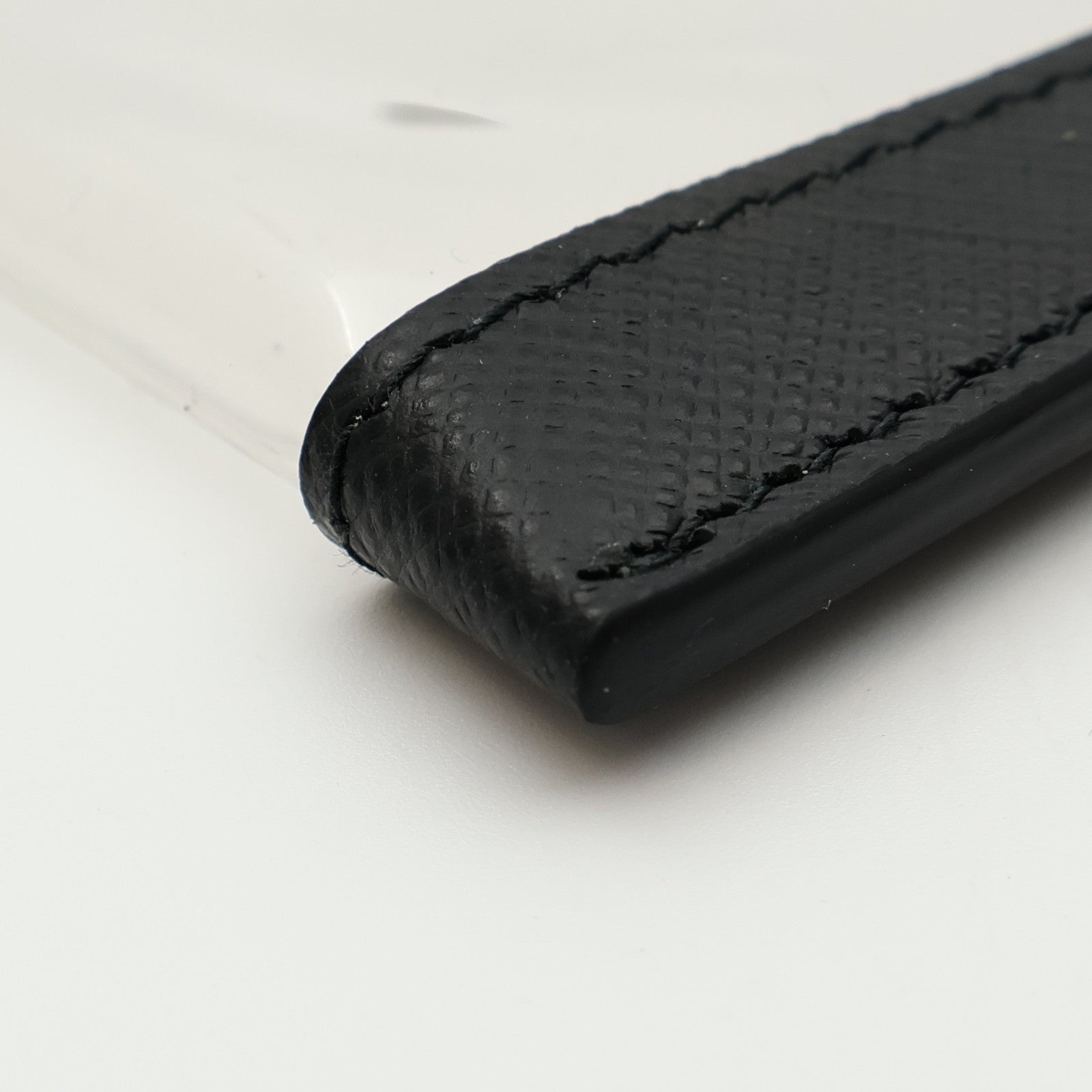 PRADA 皮革Card Case銀扣卡片套