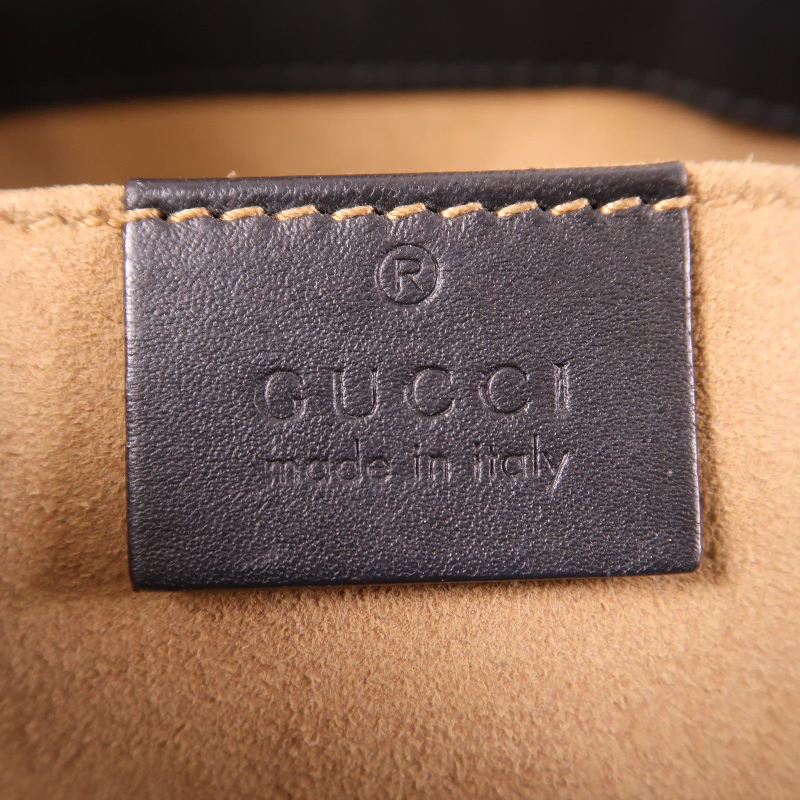 GUCCI 塗層帆布/皮革Padlock金扣肩背袋