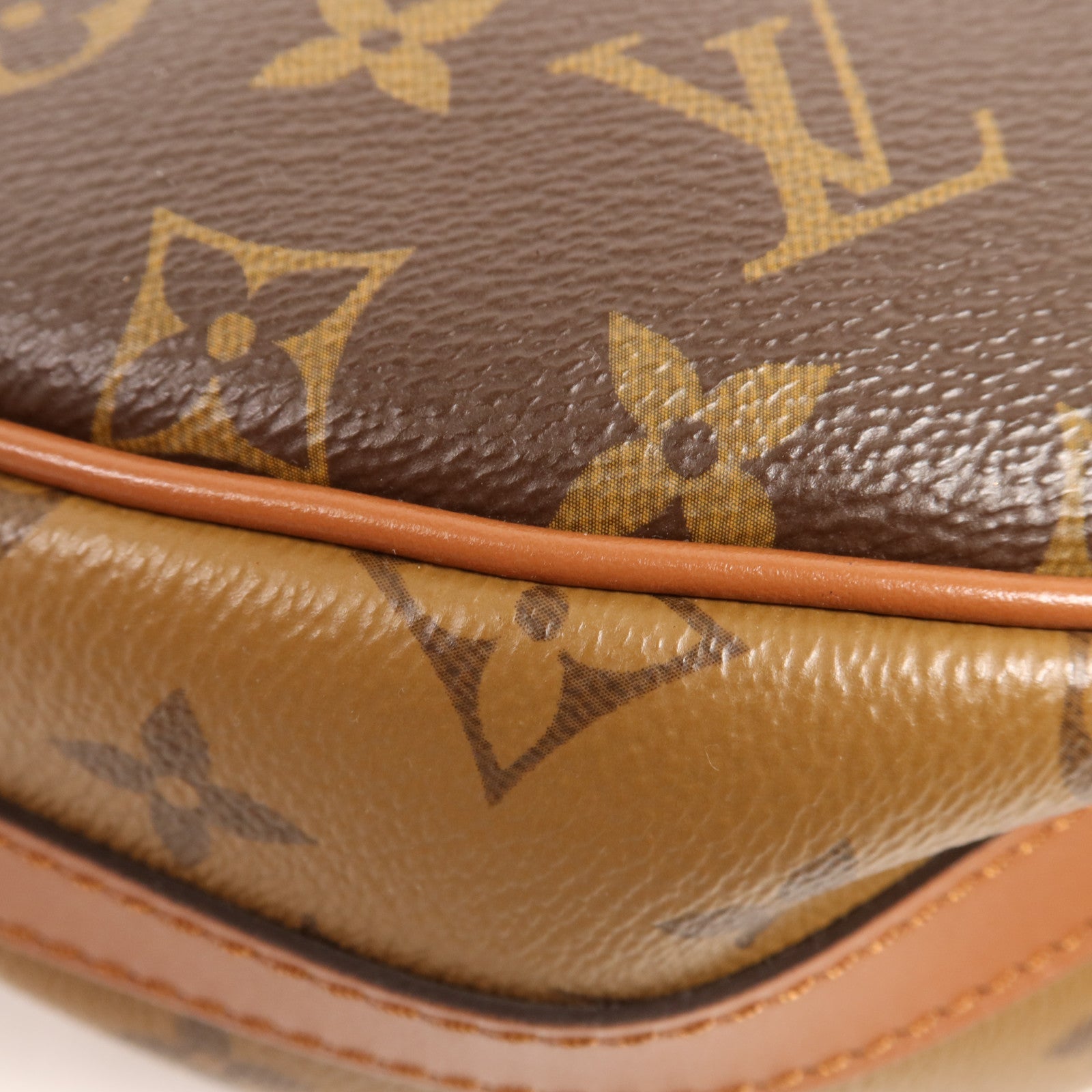 LOUIS VUITTON Monogram Reverse Loop Hobo金扣手挽肩背兩用袋