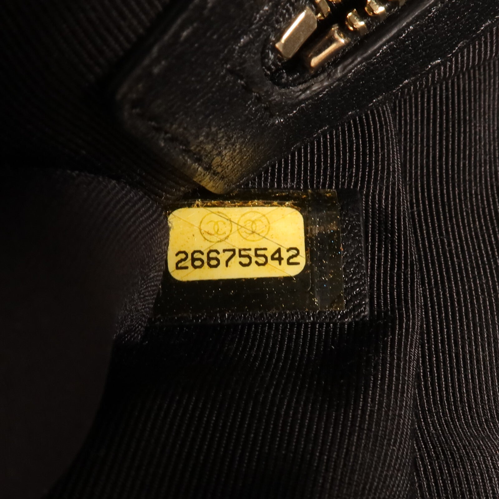 CHANEL 牛皮皮革Seasonal Clutch金扣手拿包