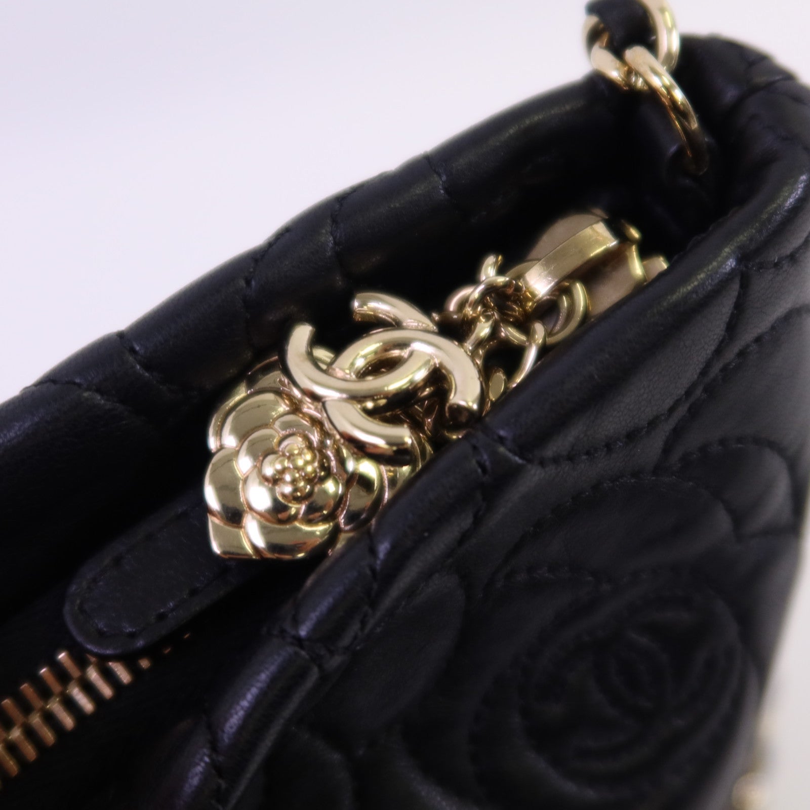 CHANEL 羊皮皮革Chain Shoulder銀扣鏈帶肩背袋