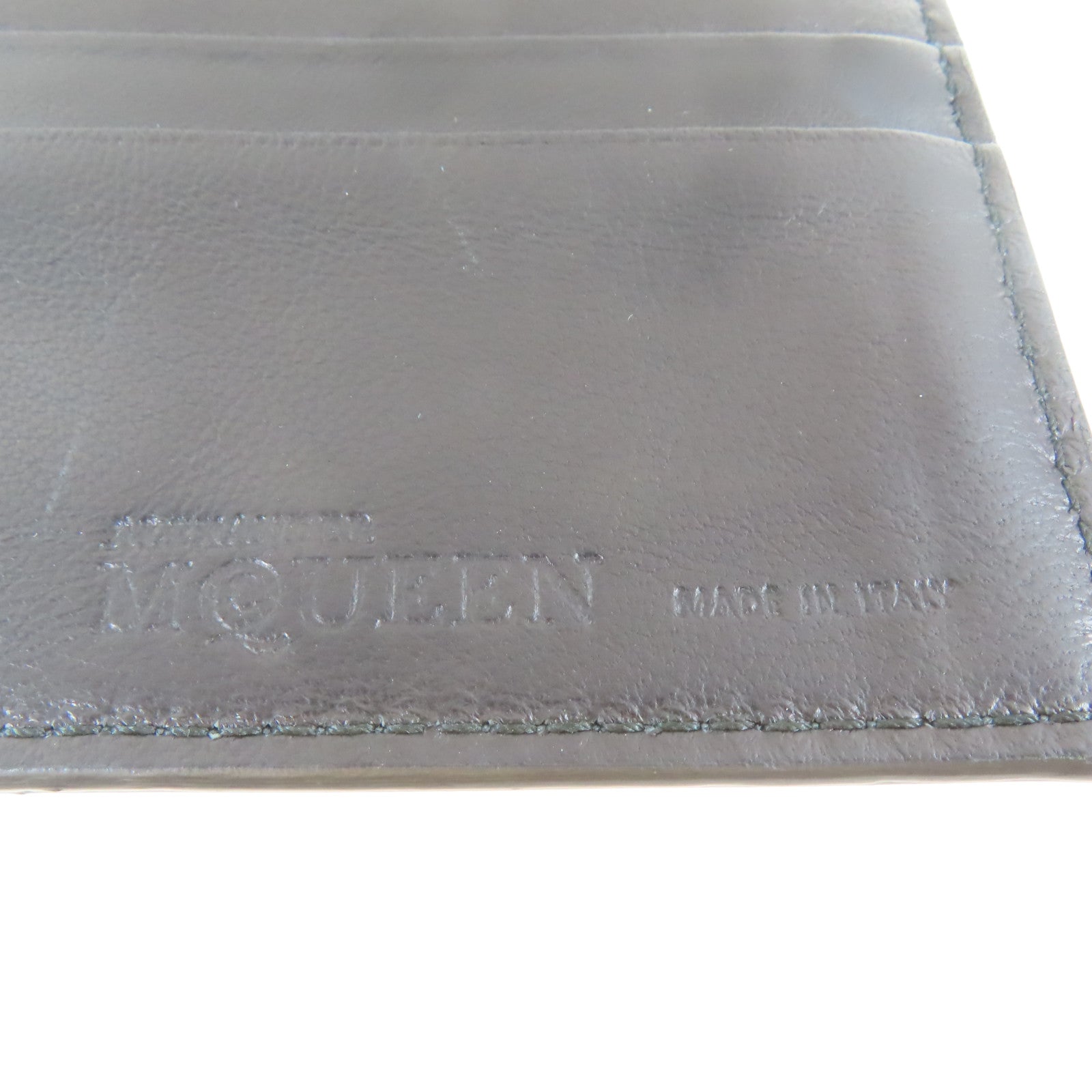 Alexander McQueen 牛皮皮革Trifold Long Wallet金扣長錢包黑色