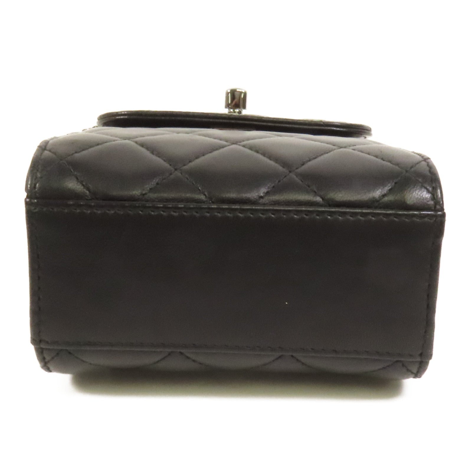 CHANEL 羊皮皮革Classic Quilted Trendy CC Phone鏈帶肩背袋