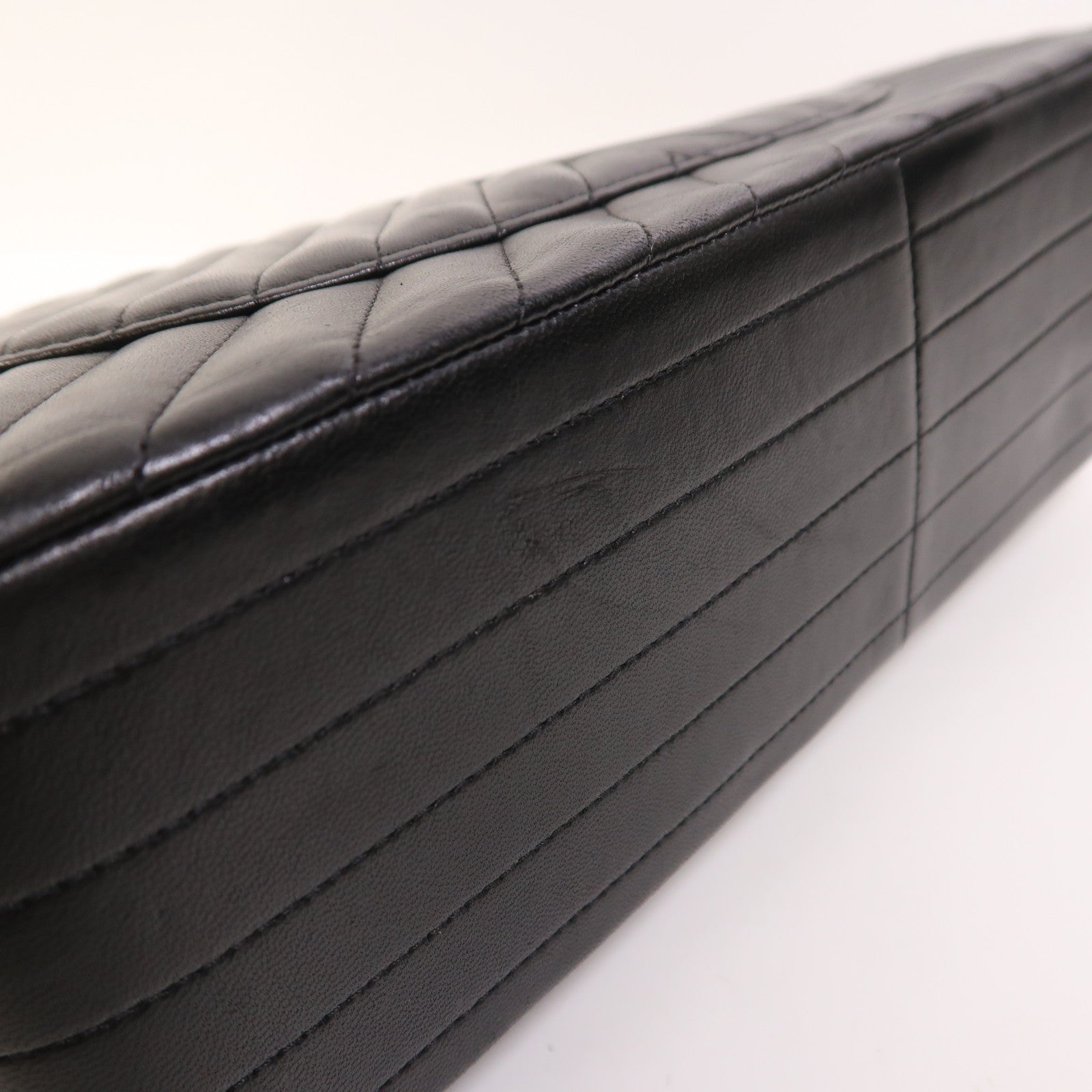 CHANEL 羊皮皮革Classic Jumbo鏈帶肩背袋