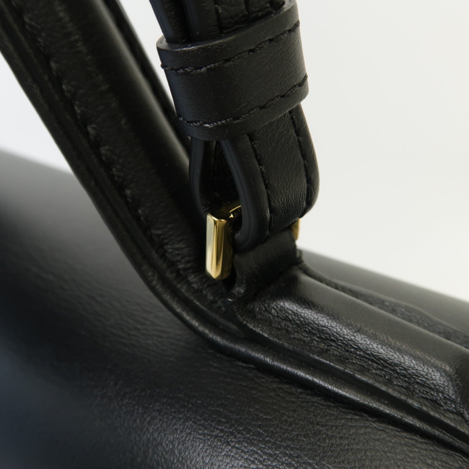 SELECTION 牛皮皮革Delvaux Tempete MM金扣手挽肩背兩用袋黑色