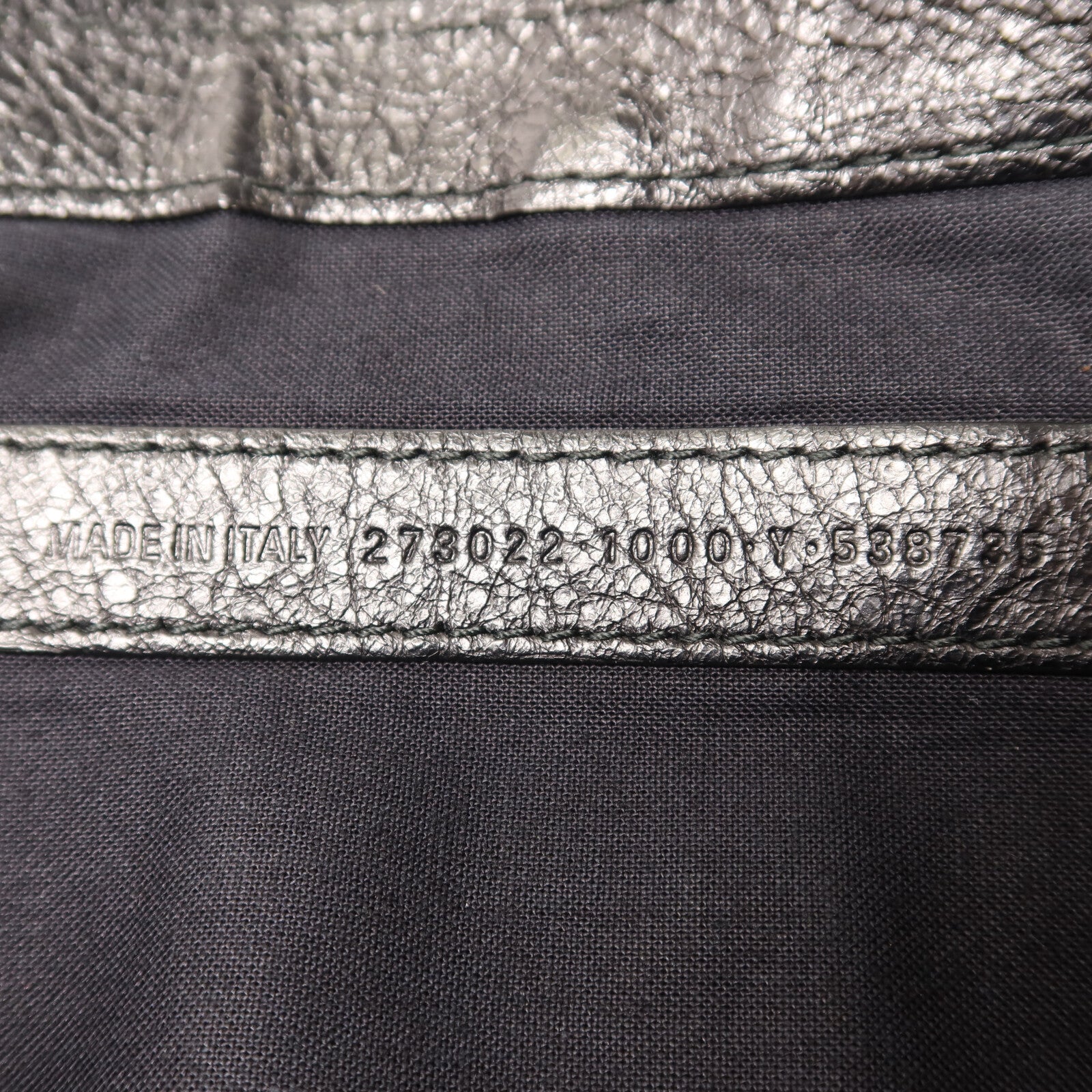 BALENCIAGA 牛皮皮革Classic City Pouch手拿包