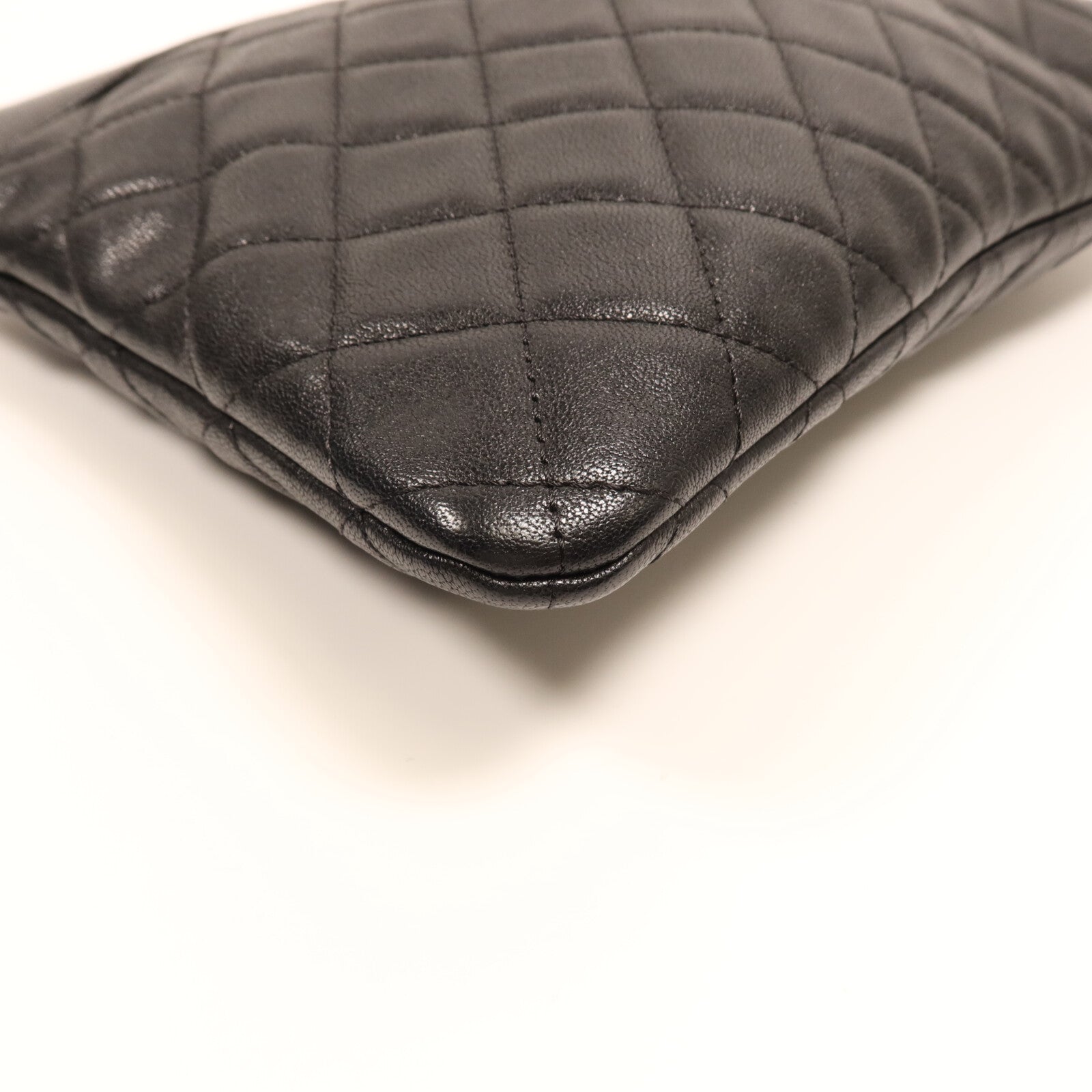 CHANEL 牛皮皮革Seasonal Clutch金扣手拿包